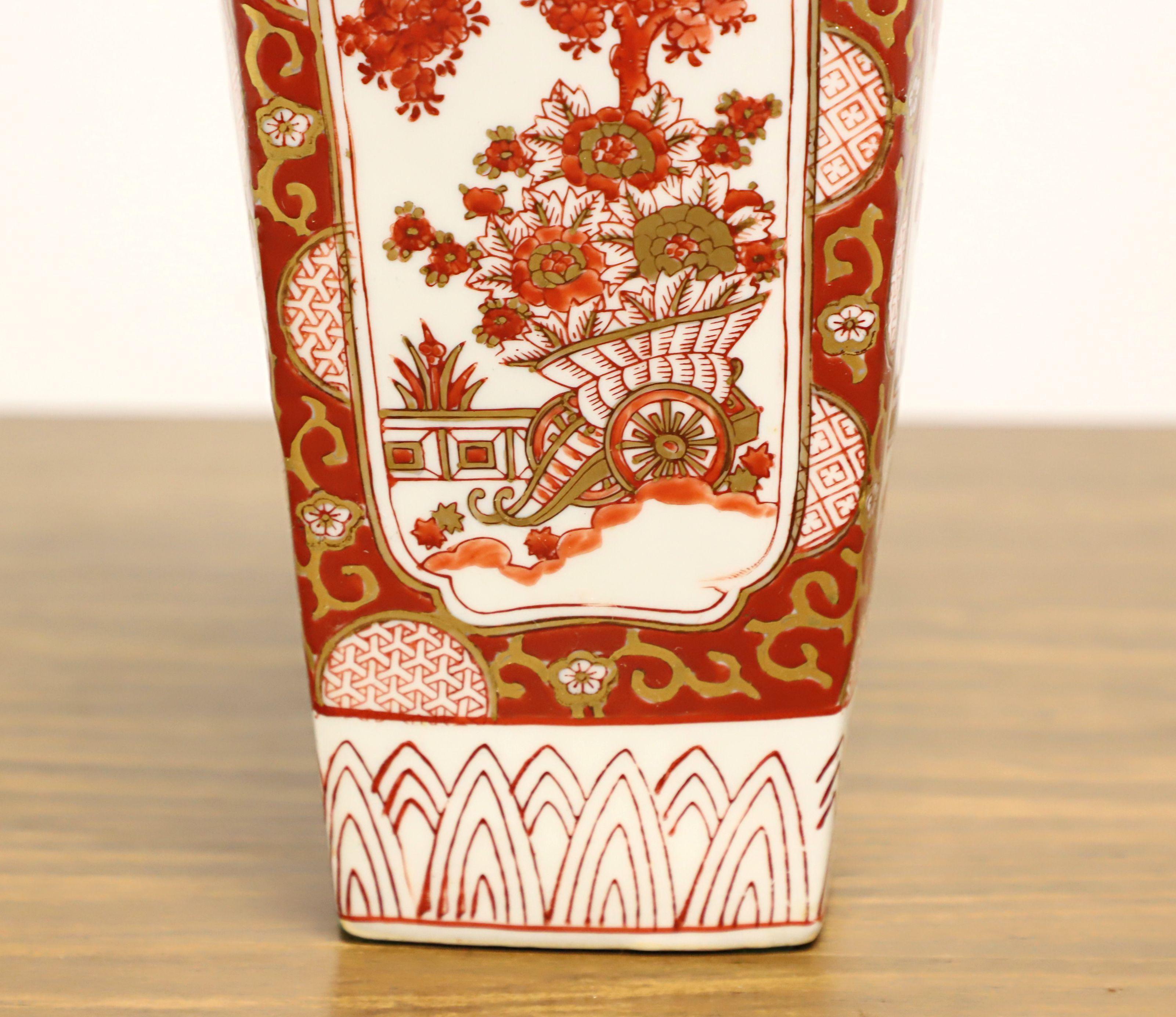 1960's Chinoiserie Porcelain Square Vase For Sale 2