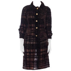 Abito a maniche lunghe in velluto burnout in misto rayon marrone cioccolato degli anni '60, con G