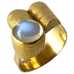 1960er Christa Bauer 18 Karat Gold Mondstein Deutscher Modernist Ring