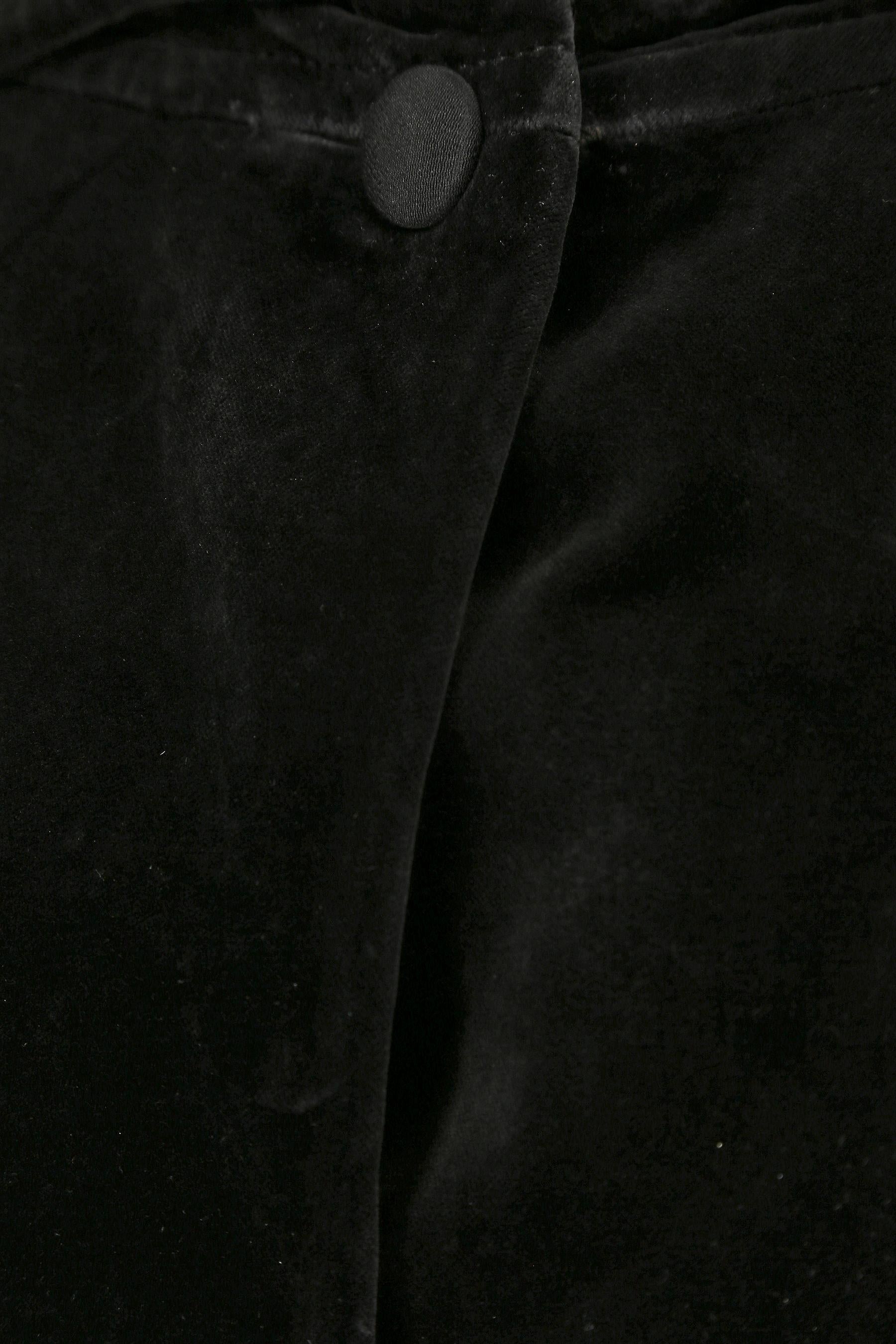 1960s Christian Dior Black Velvet Cape In Good Condition In London, GB