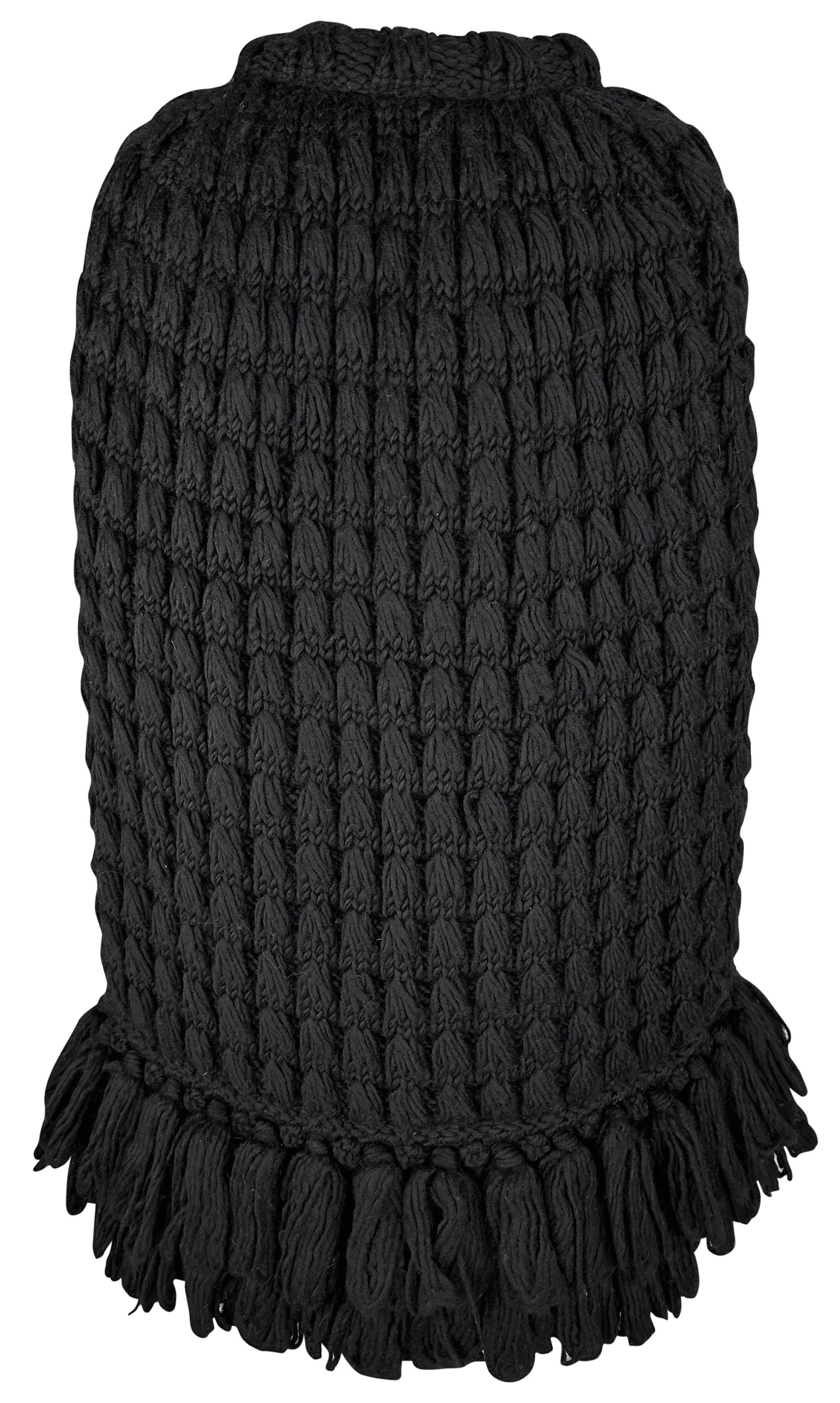 1960s Christian Dior by Mark Bohan Black Patent Bow Knit Fringe Cocoon Coat For Sale 2