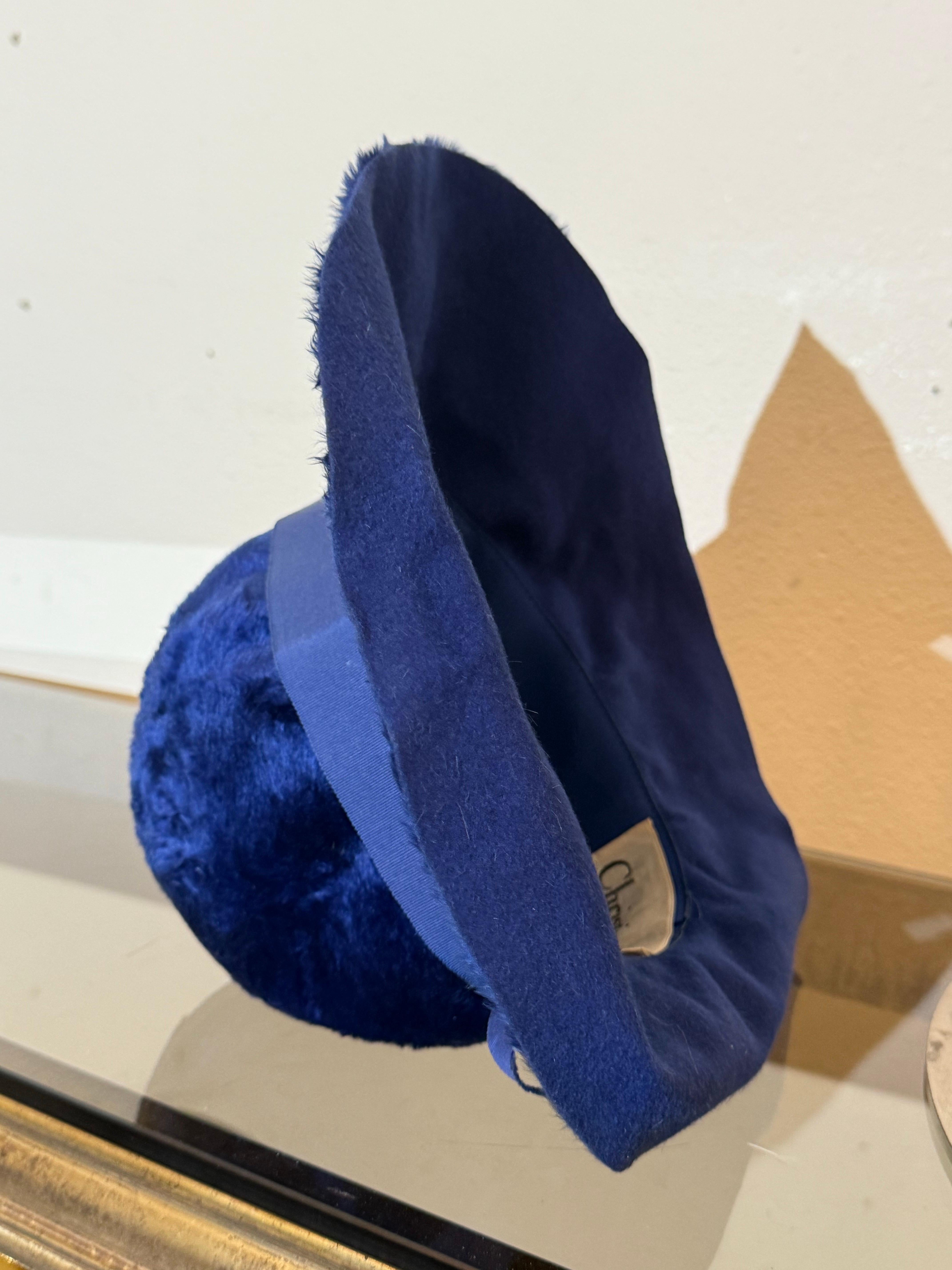 1960 Christian Dior Azul Cobalto Fieltro Fedora Sombrero de Día con Banda de Grosgrain en venta 7