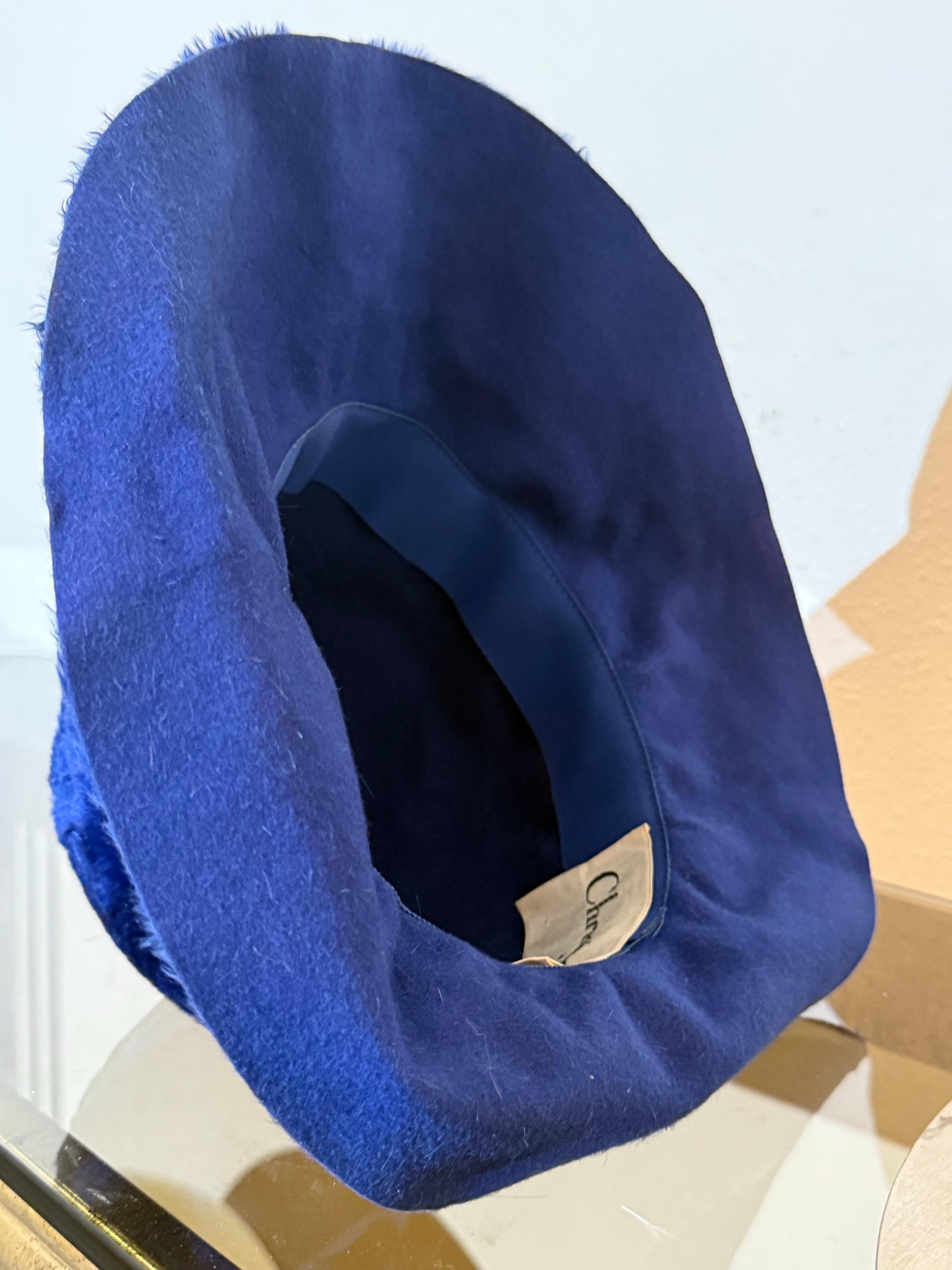 1960 Christian Dior Azul Cobalto Fieltro Fedora Sombrero de Día con Banda de Grosgrain en venta 8