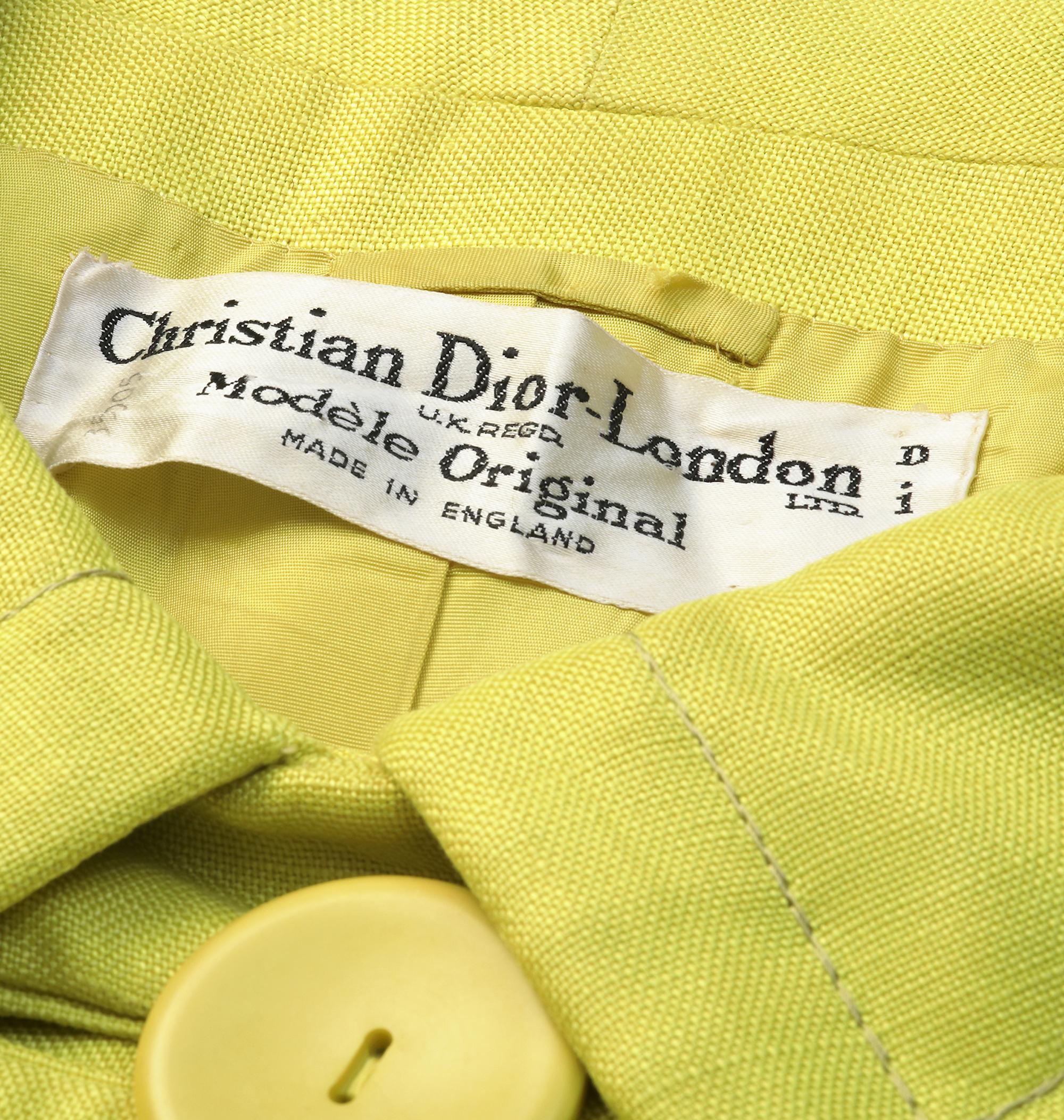 1960s Christian Dior Yellow Mod Style Swing Coat With Oversized Button Detail In Excellent Condition In London, GB