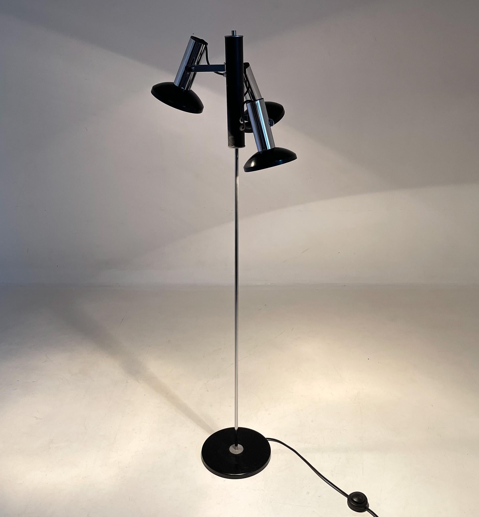 20th Century 1960's Chrome 3 Spot Floor Lamp, Italy For Sale