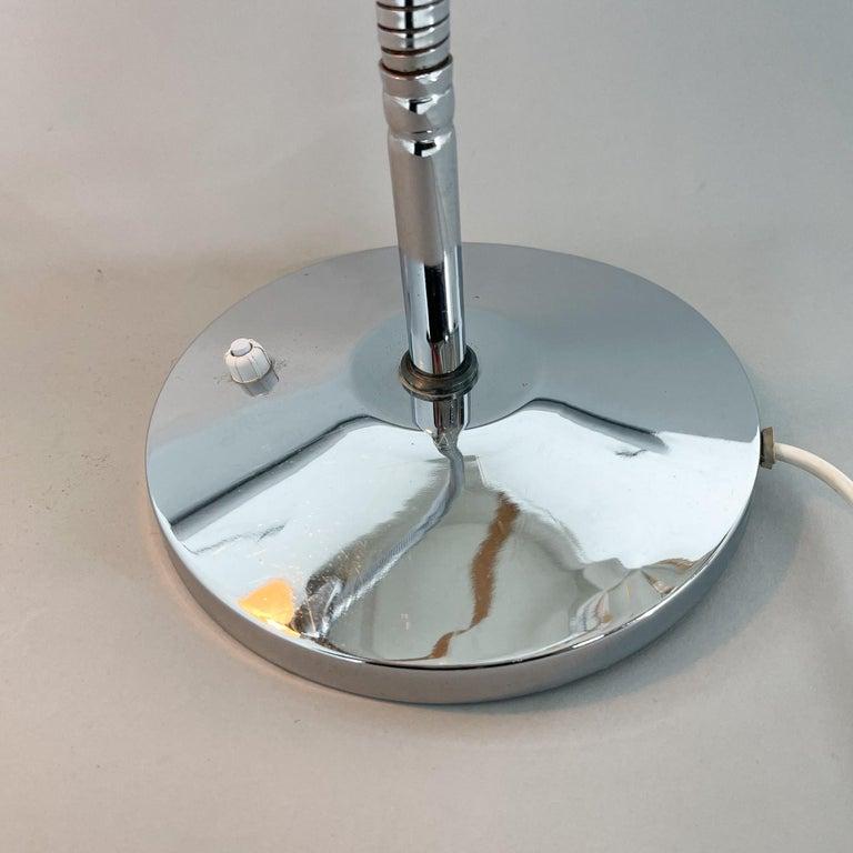 Lámpara de mesa regulable cromada de los años 60, Italia en Bueno estado para la venta en Praha, CZ