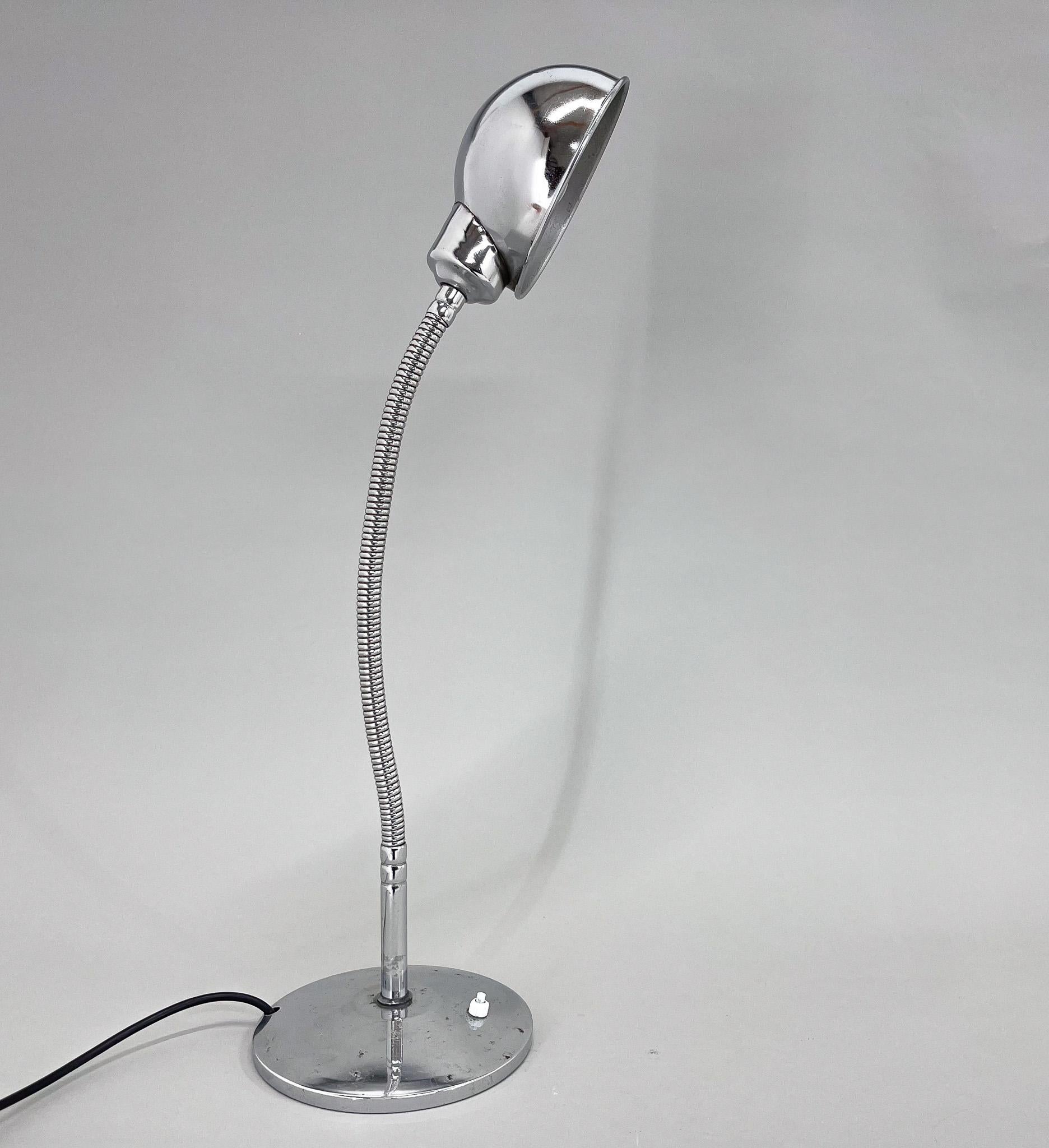 Lampe de bureau réglable en chrome des années 1960, Italie en vente 1