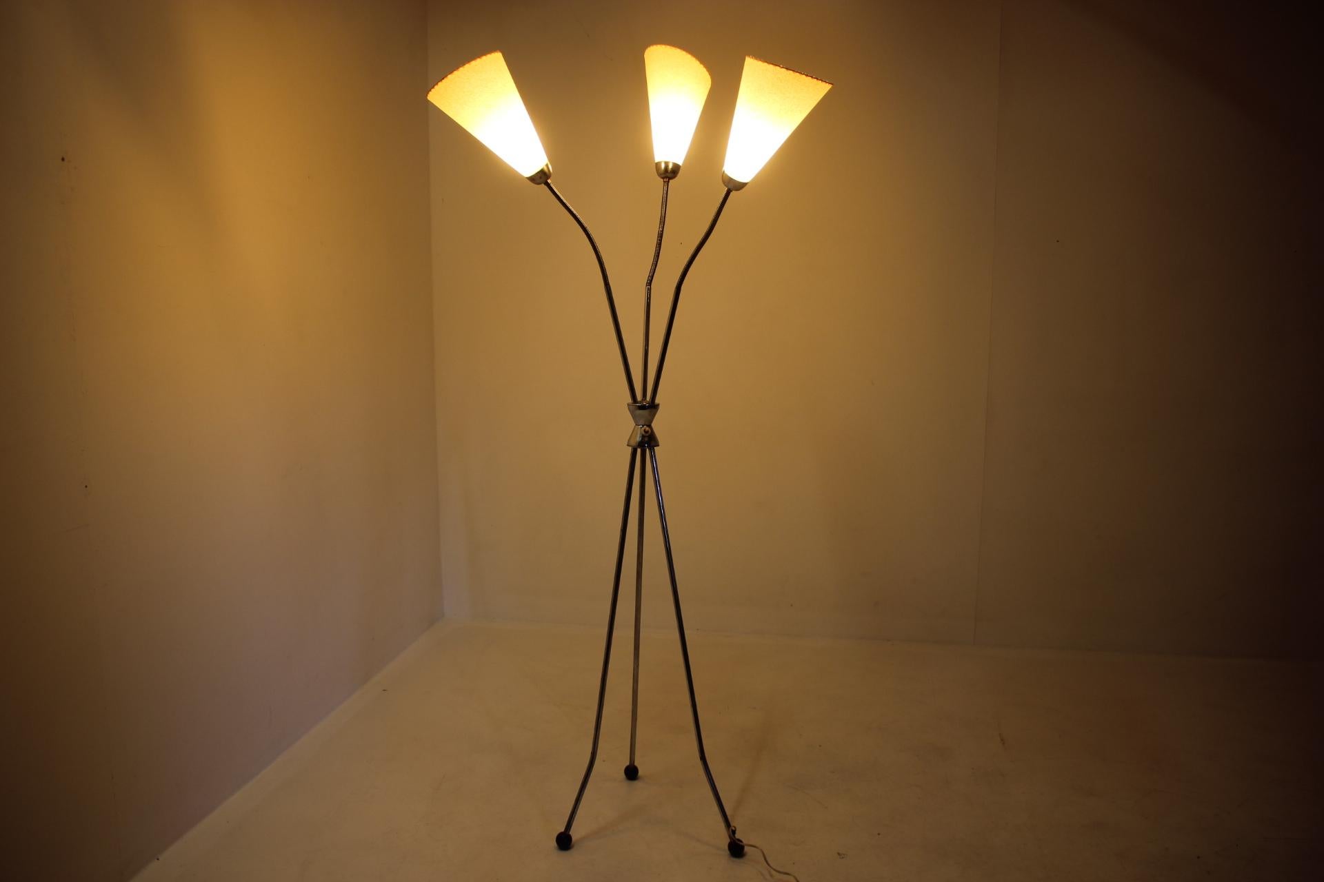 1960s Chrome Plated Floor Lamp, Czechoslovakia In Good Condition For Sale In Praha, CZ