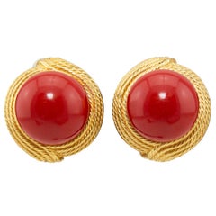 1960's Ciner Faux Coral & Gilt Metal Clip Earring