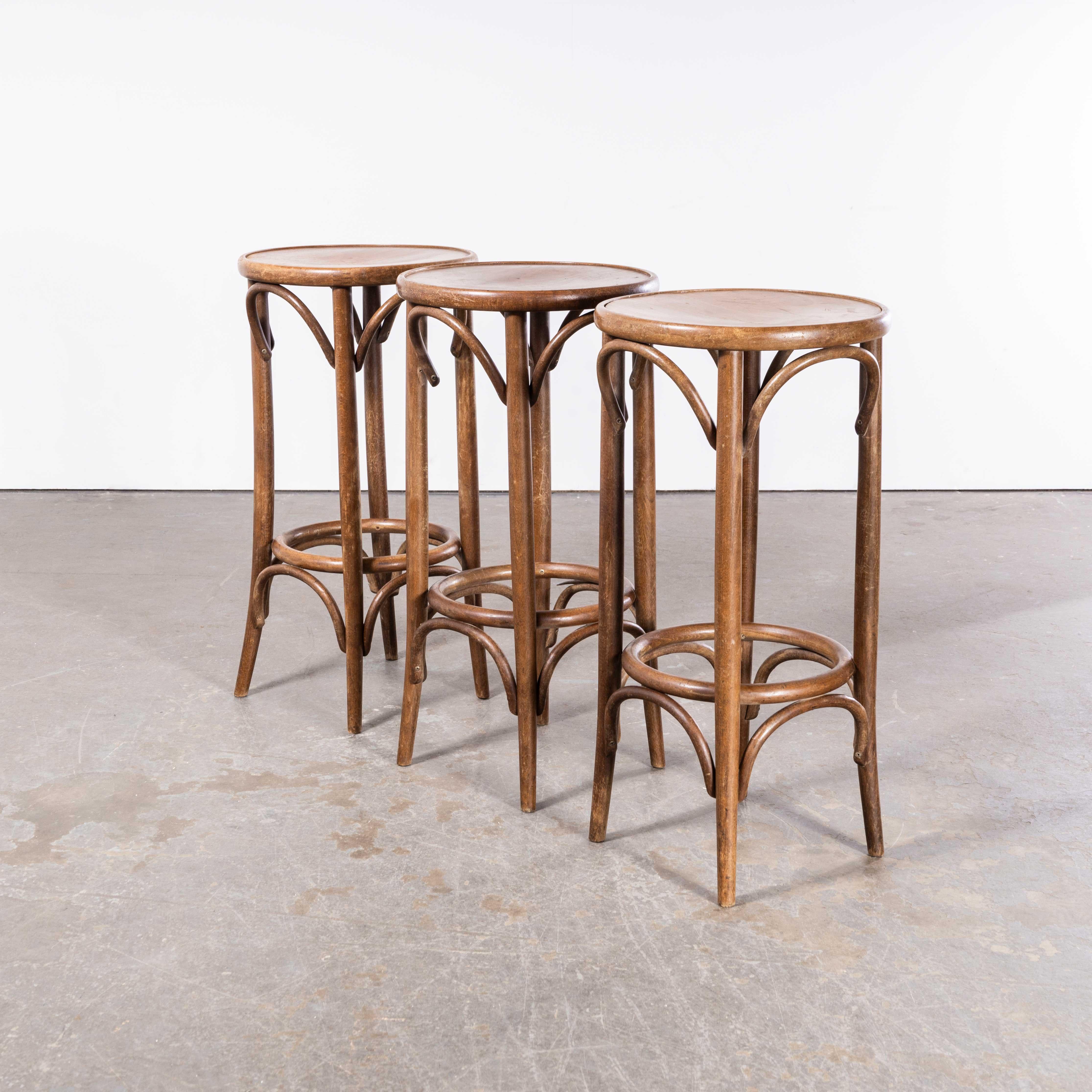 Européen 1960's Classic Bentwood High Bar Stools - Set Of Three