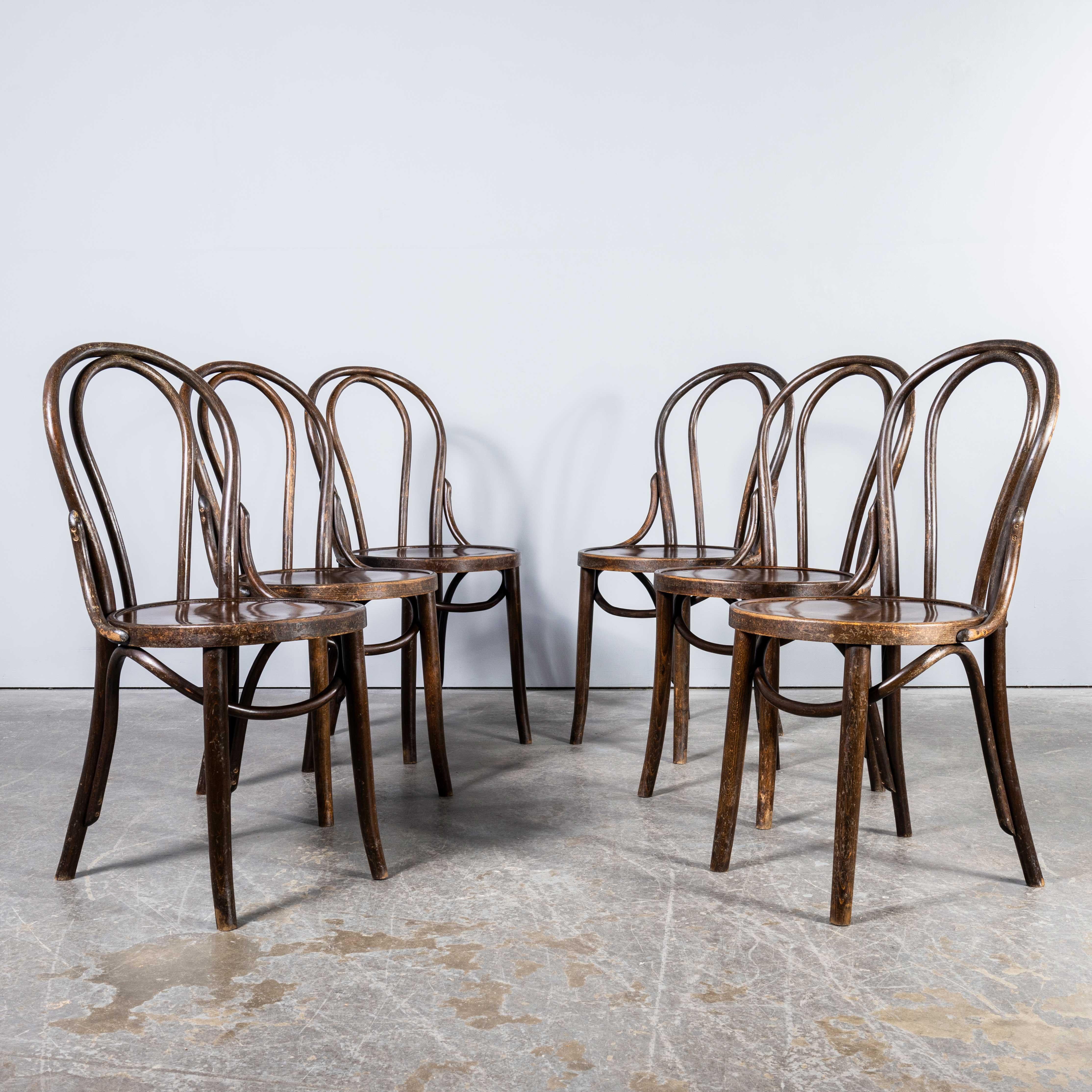 1960's Classic Hoop Back Bentwood Dining Chairs - Good Quantity Available In Good Condition In Hook, Hampshire