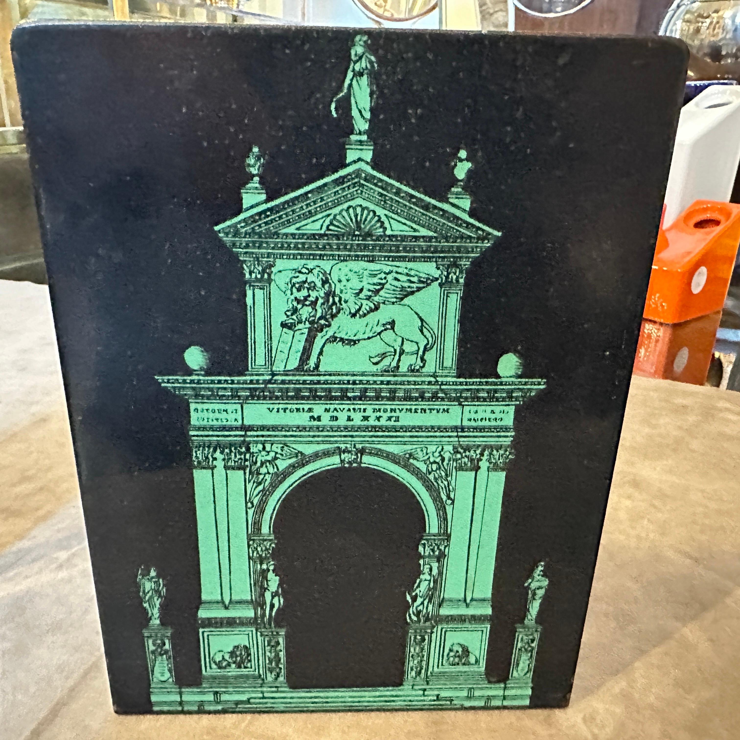 20ième siècle 1960 Classic Set of Two Bookends 