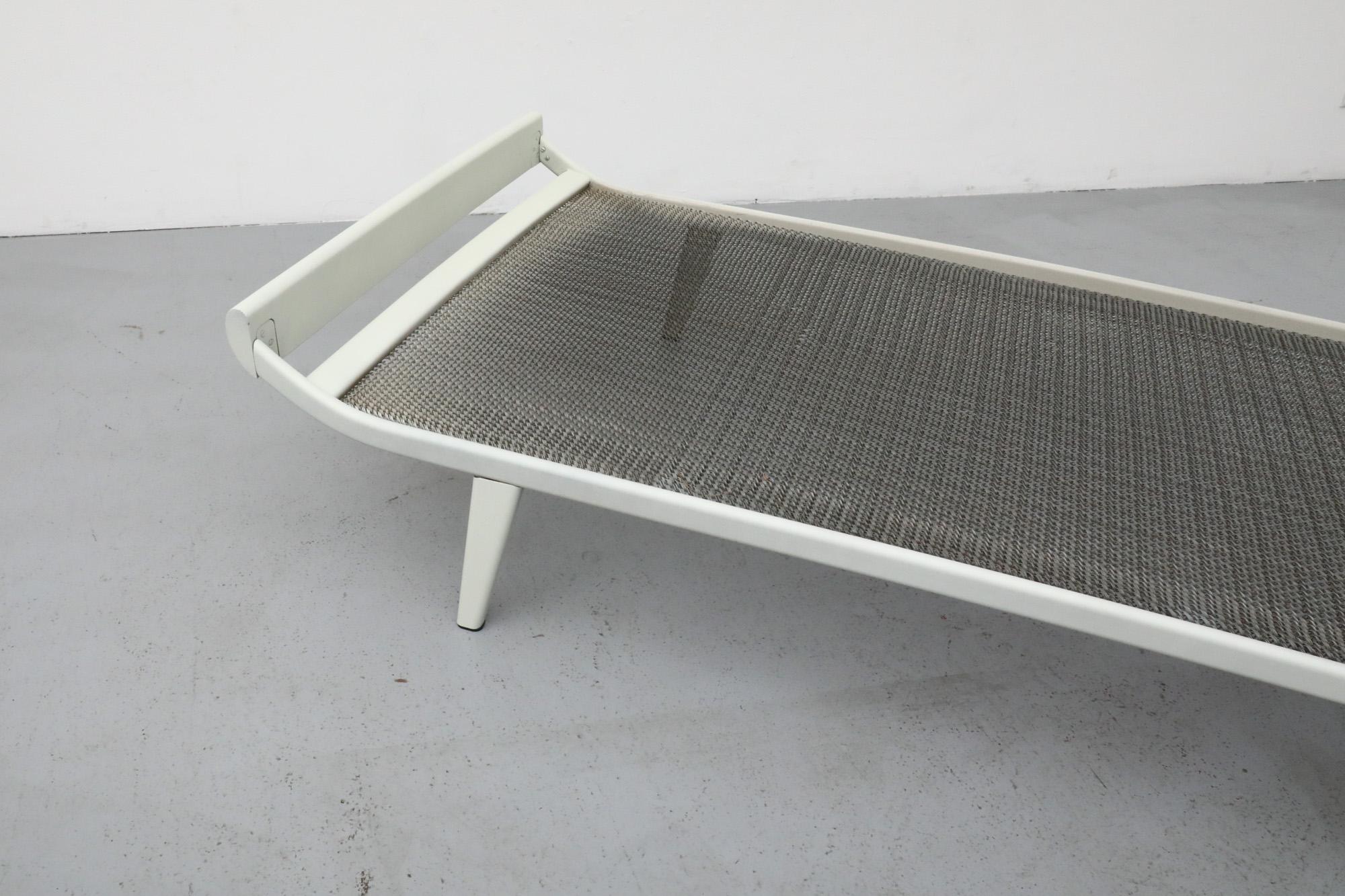 Letto da giorno stretto 