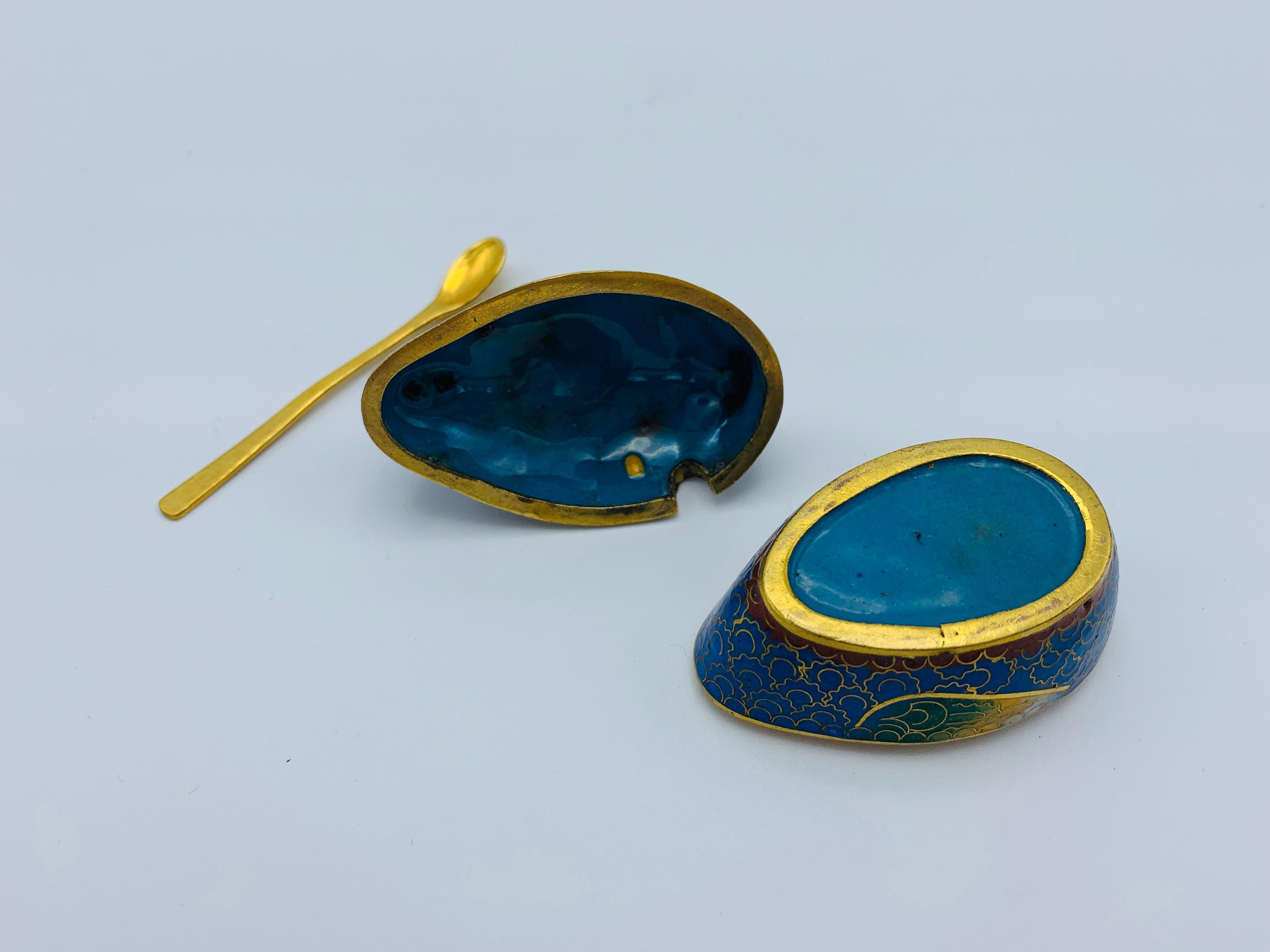 1960s Cloisonné Blue and Red Swan Salt Cellars, Pair For Sale 8