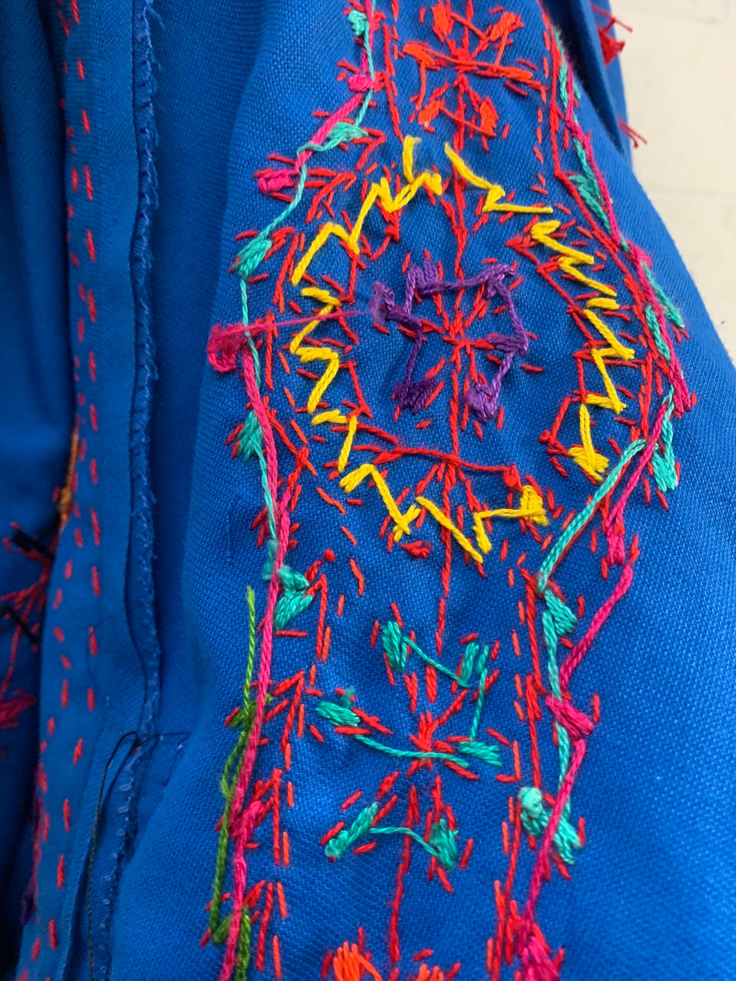 1960s Cobalt Blue and Red Cotton Caftan with Traditional Embroidery and Tassels For Sale 7