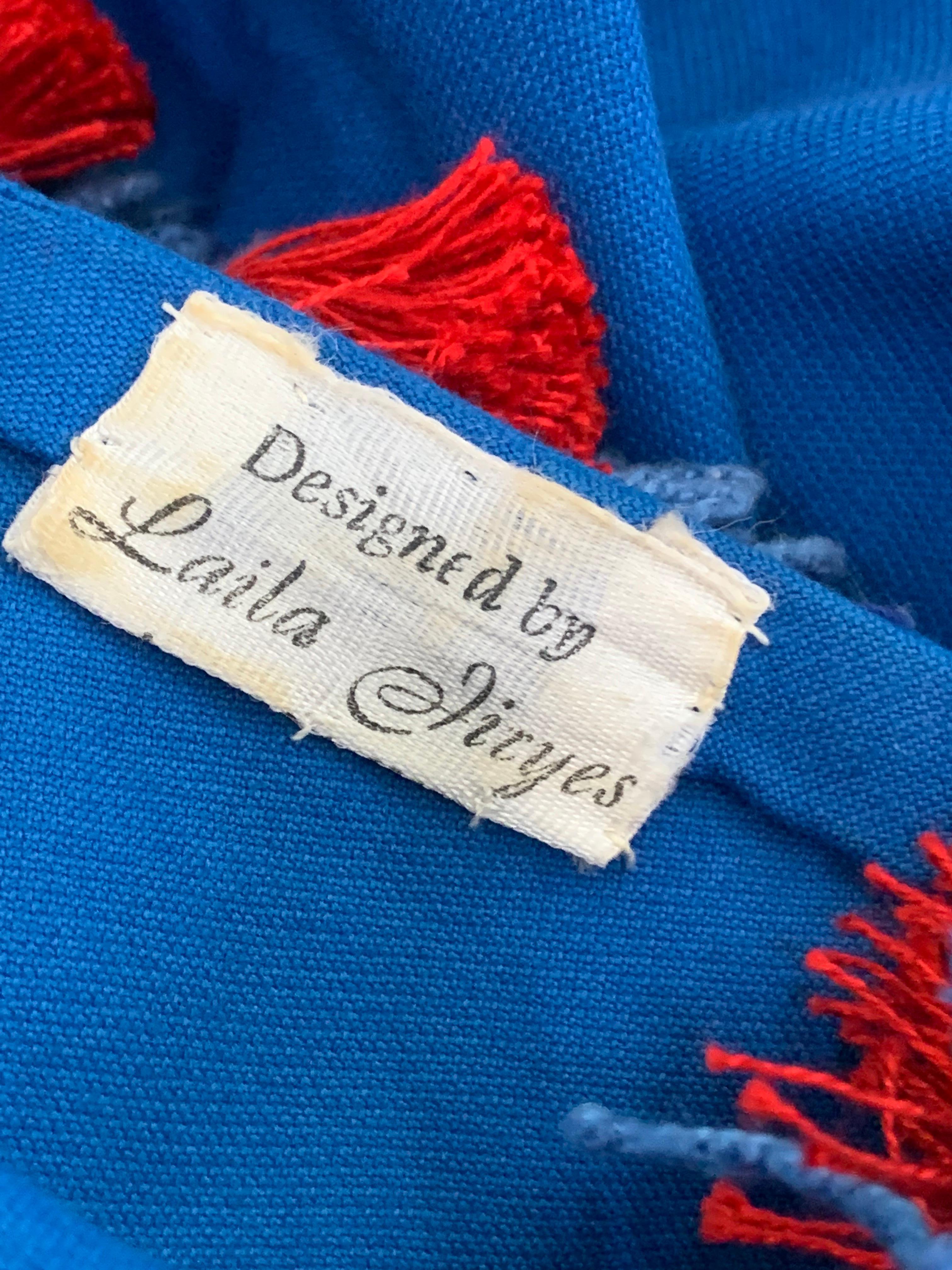 Caftan en coton bleu cobalt et rouge des années 1960 avec broderie traditionnelle et pompons en vente 14