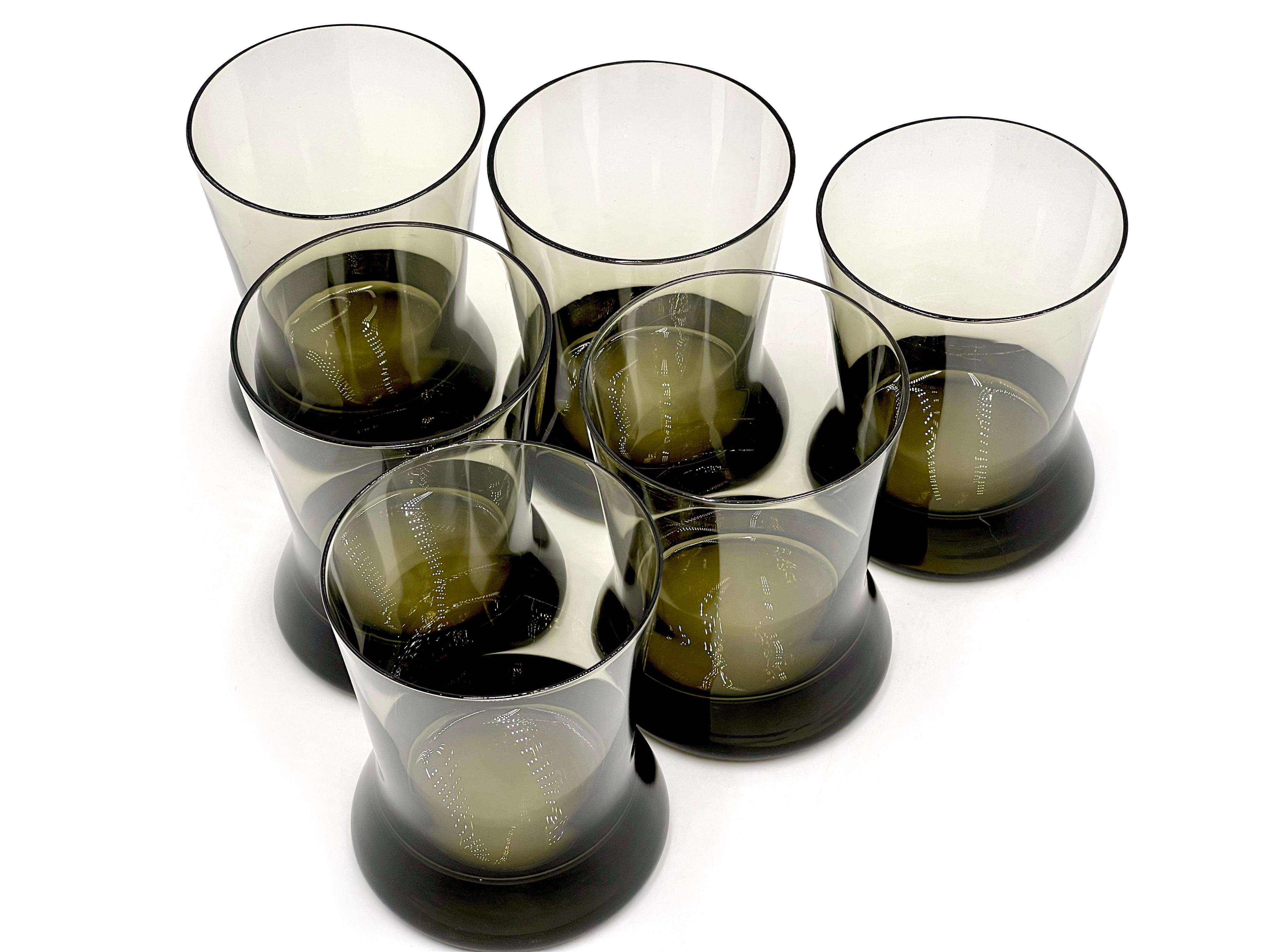 1960er Cocktail Set - Krug mit Rührer plus x6 Bechergläser - Made in Poland (Polnisch) im Angebot