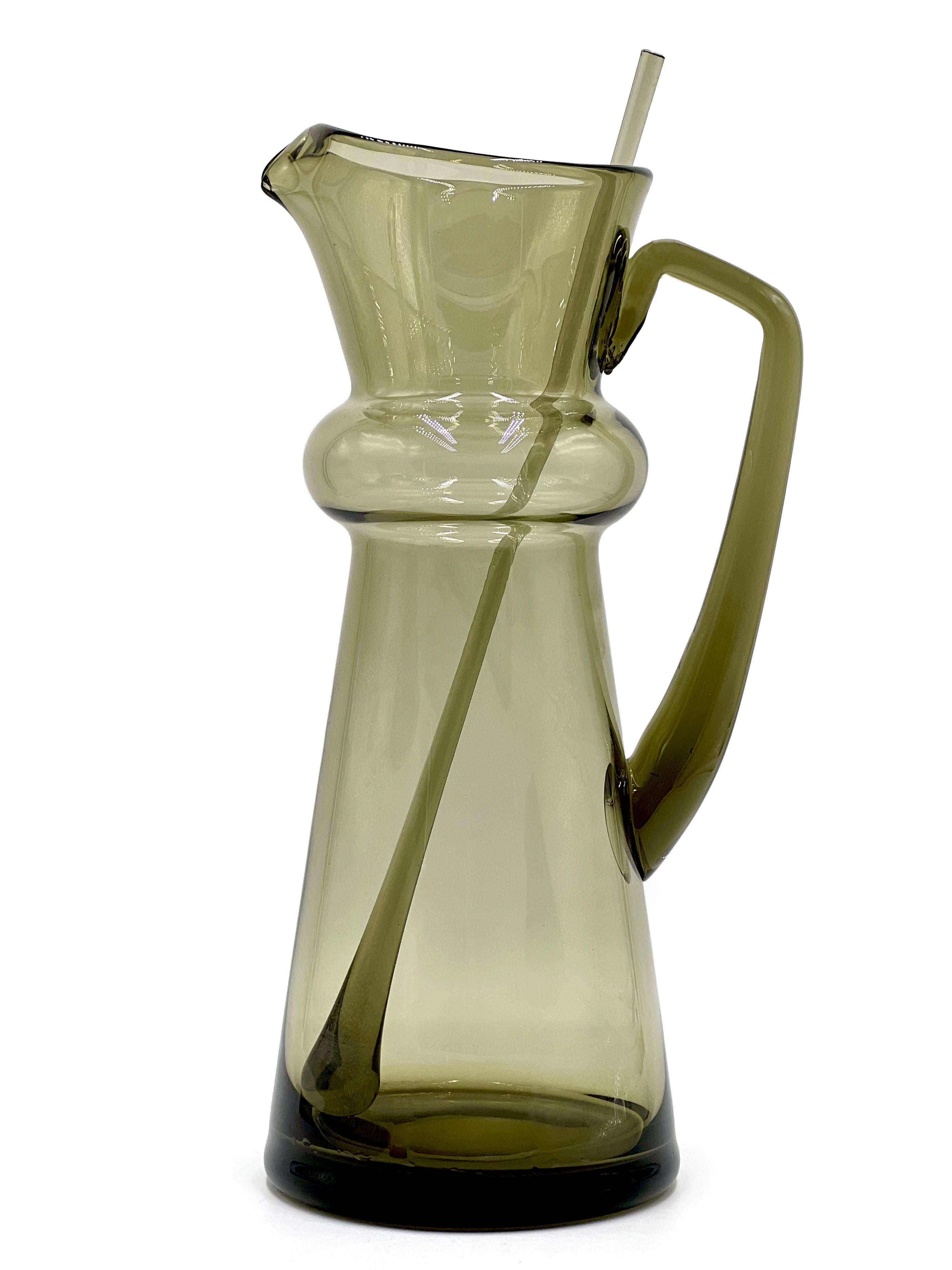 1960er Cocktail Set - Krug mit Rührer plus x6 Bechergläser - Made in Poland im Zustand „Gut“ im Angebot in NEWTOWN, AU
