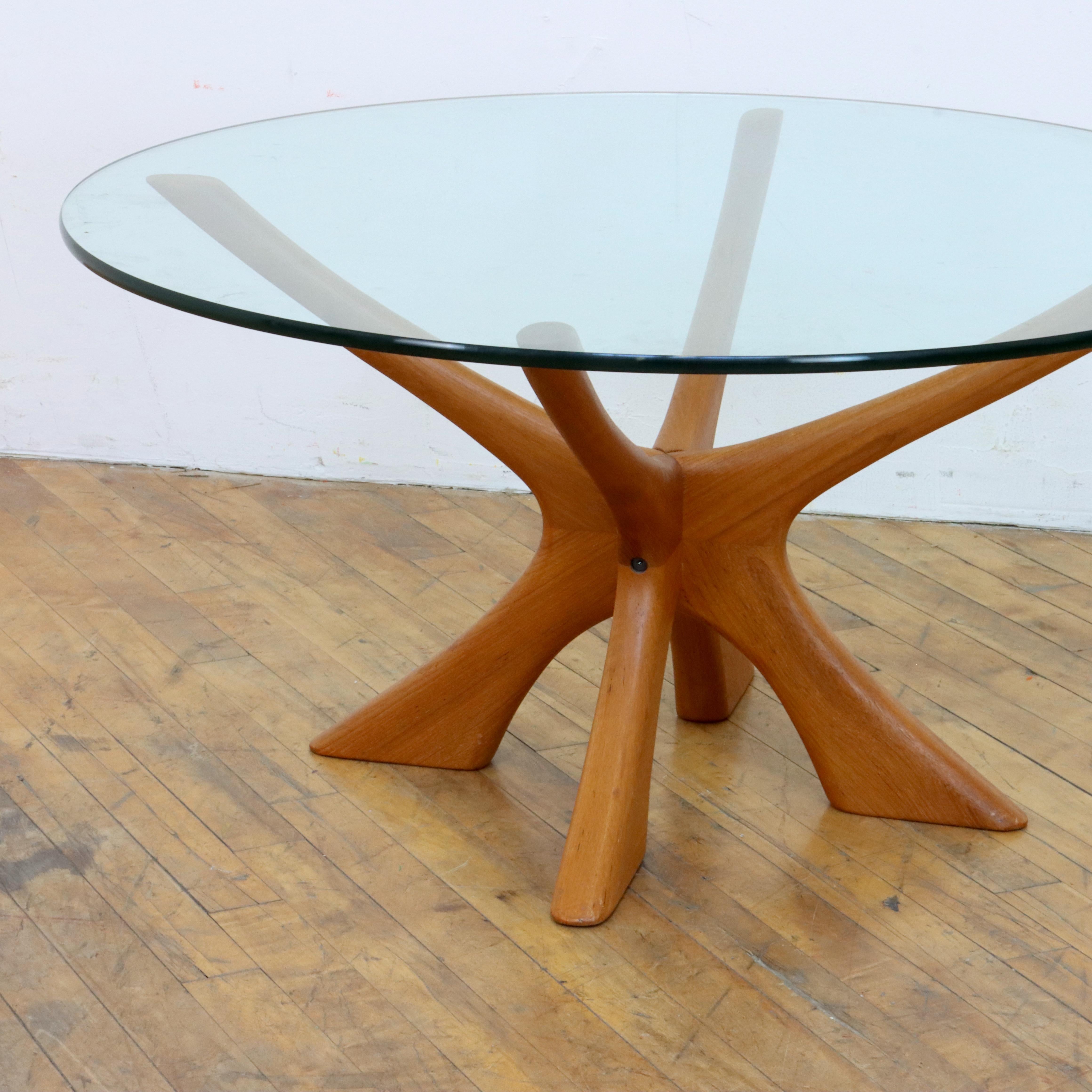 1960s Coffee Table by Illum Wikkelsø In Good Condition In Oakland, CA