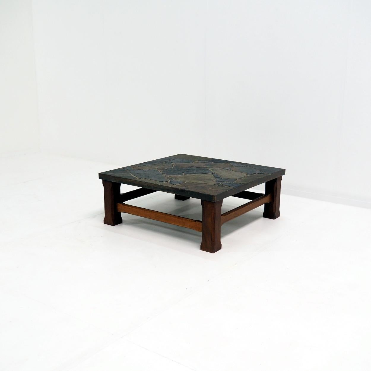 1960s Coffee Table made of Oak and Norwegian Sell Pillarguri Slate In Good Condition For Sale In Beerse, VAN