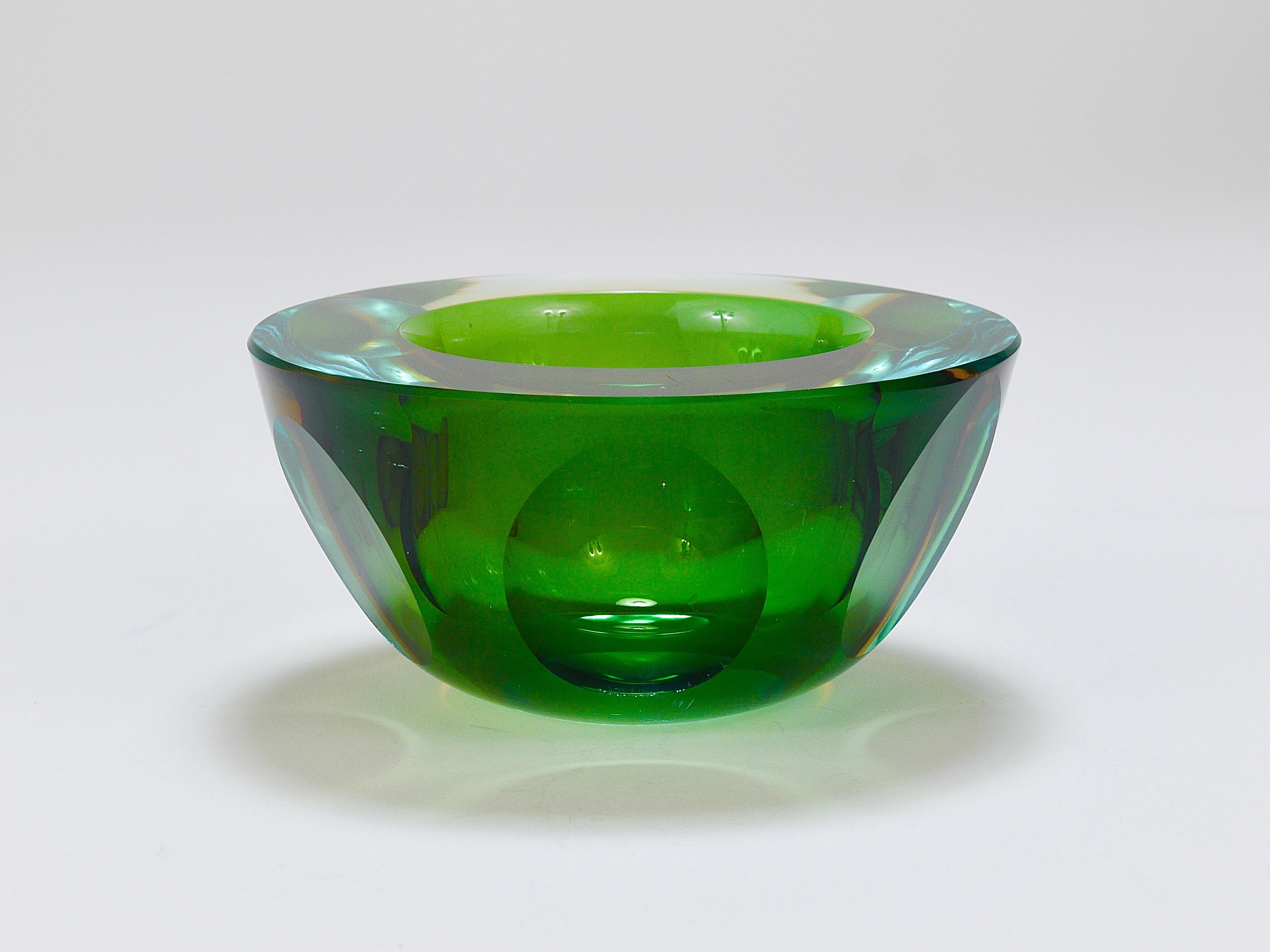 Sommerso Flavio Poli Caviar Murano Glass Bowl by Seguso, Italy, 1960s 3