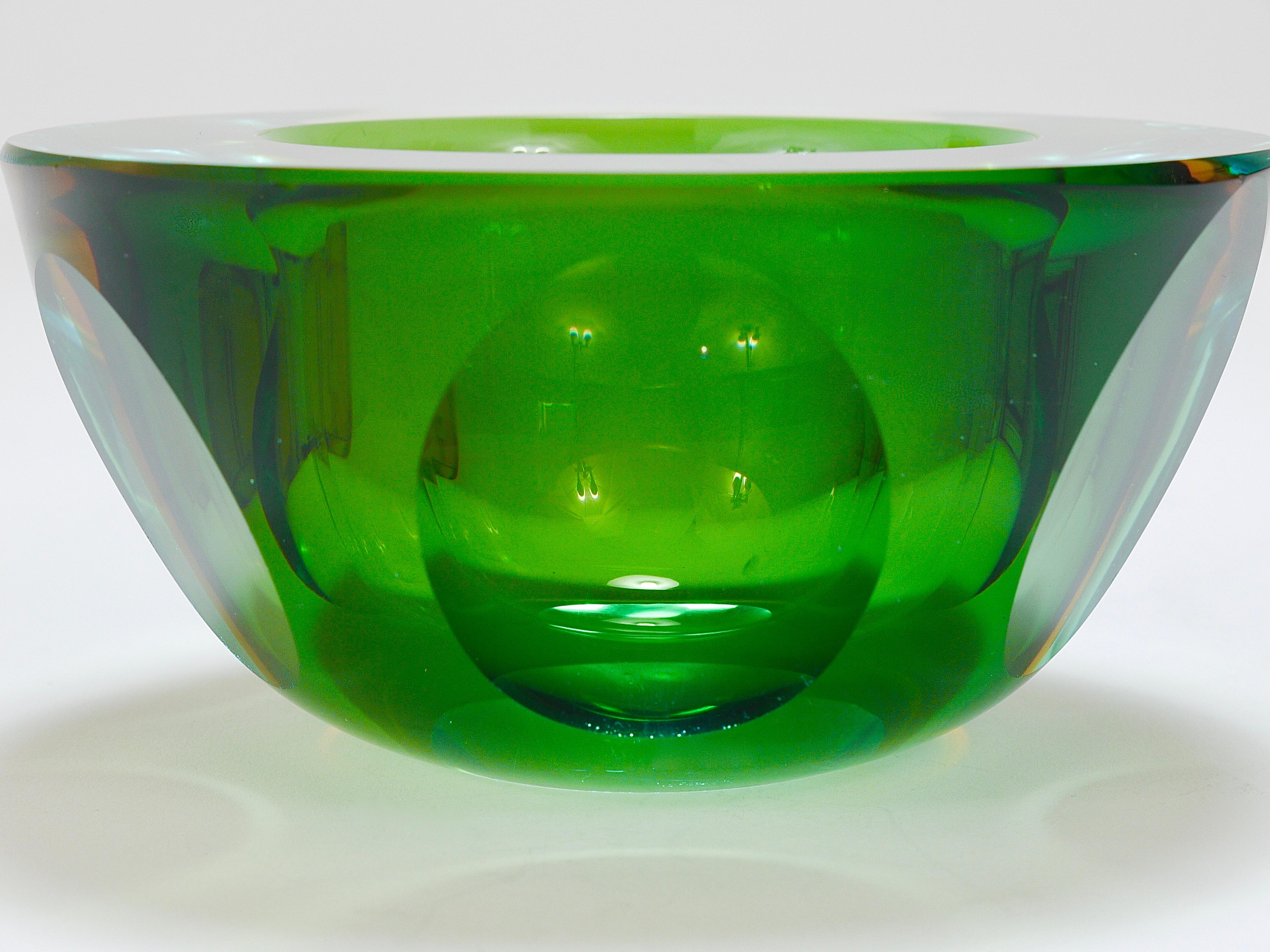 Italian Sommerso Flavio Poli Caviar Murano Glass Bowl by Seguso, Italy, 1960s
