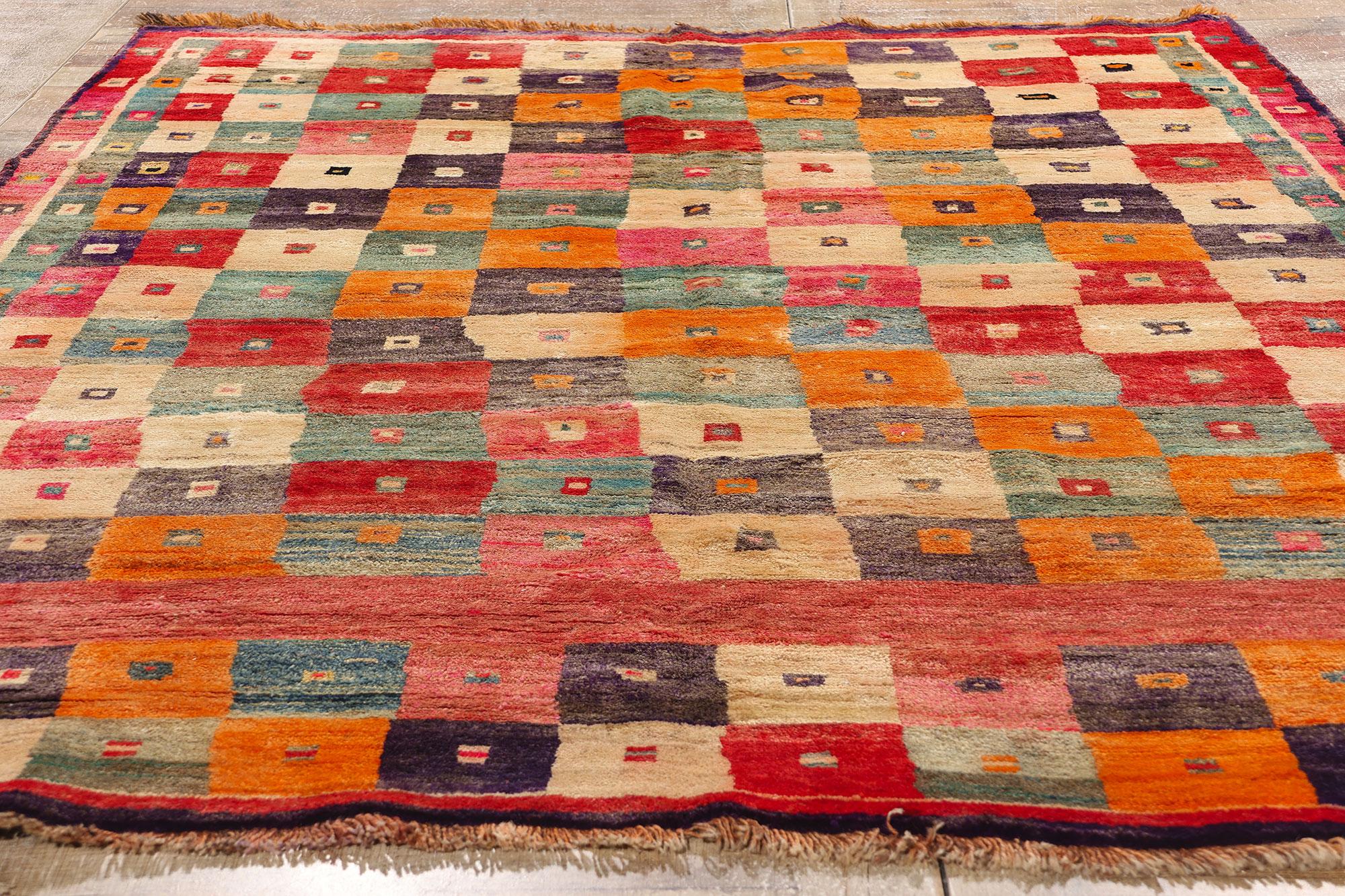 1960er Jahre Bunter persischer Gabbeh-Teppich mit Modernität (Wolle) im Angebot