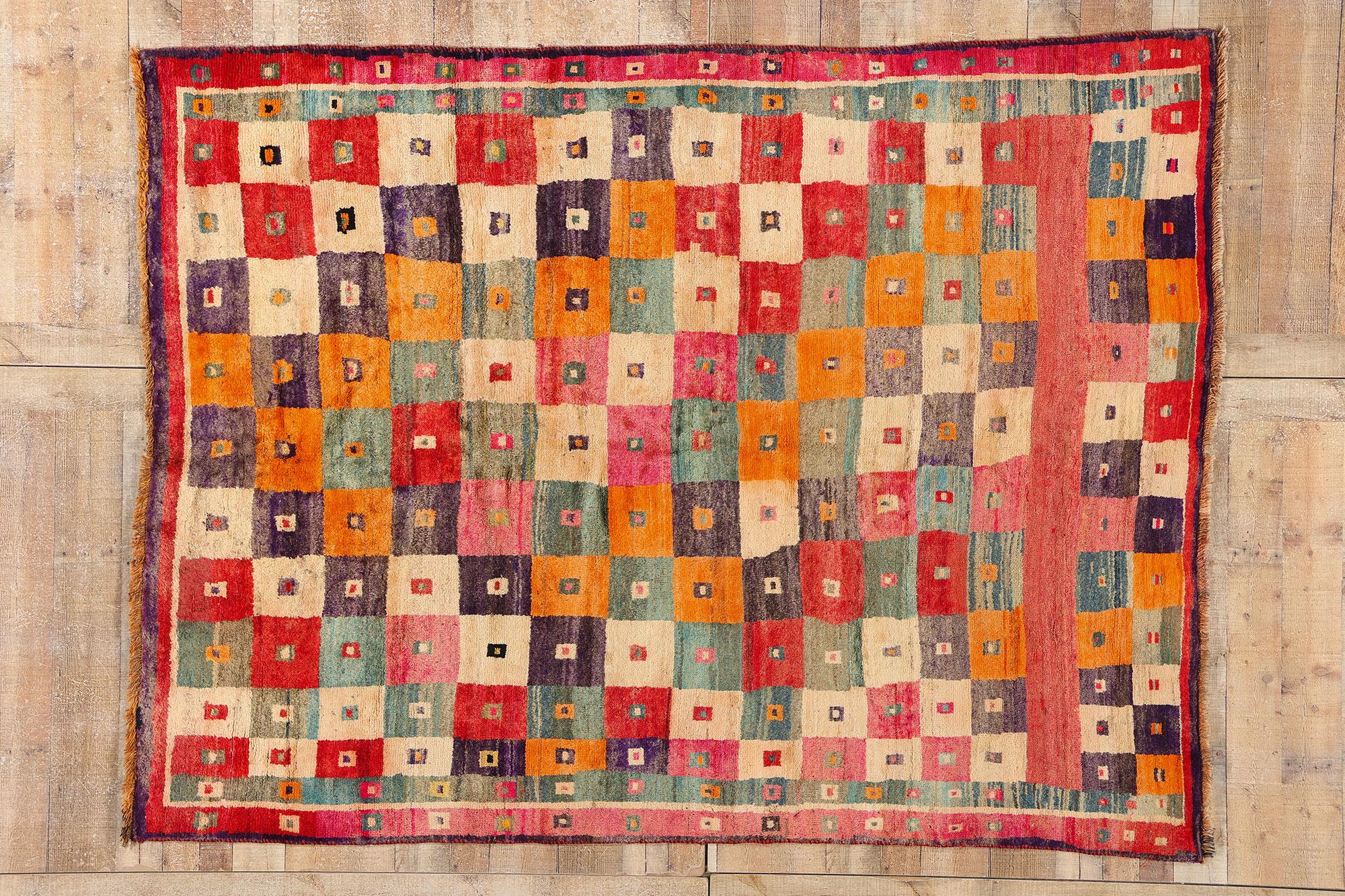 1960er Jahre Bunter persischer Gabbeh-Teppich mit Modernität im Angebot 1