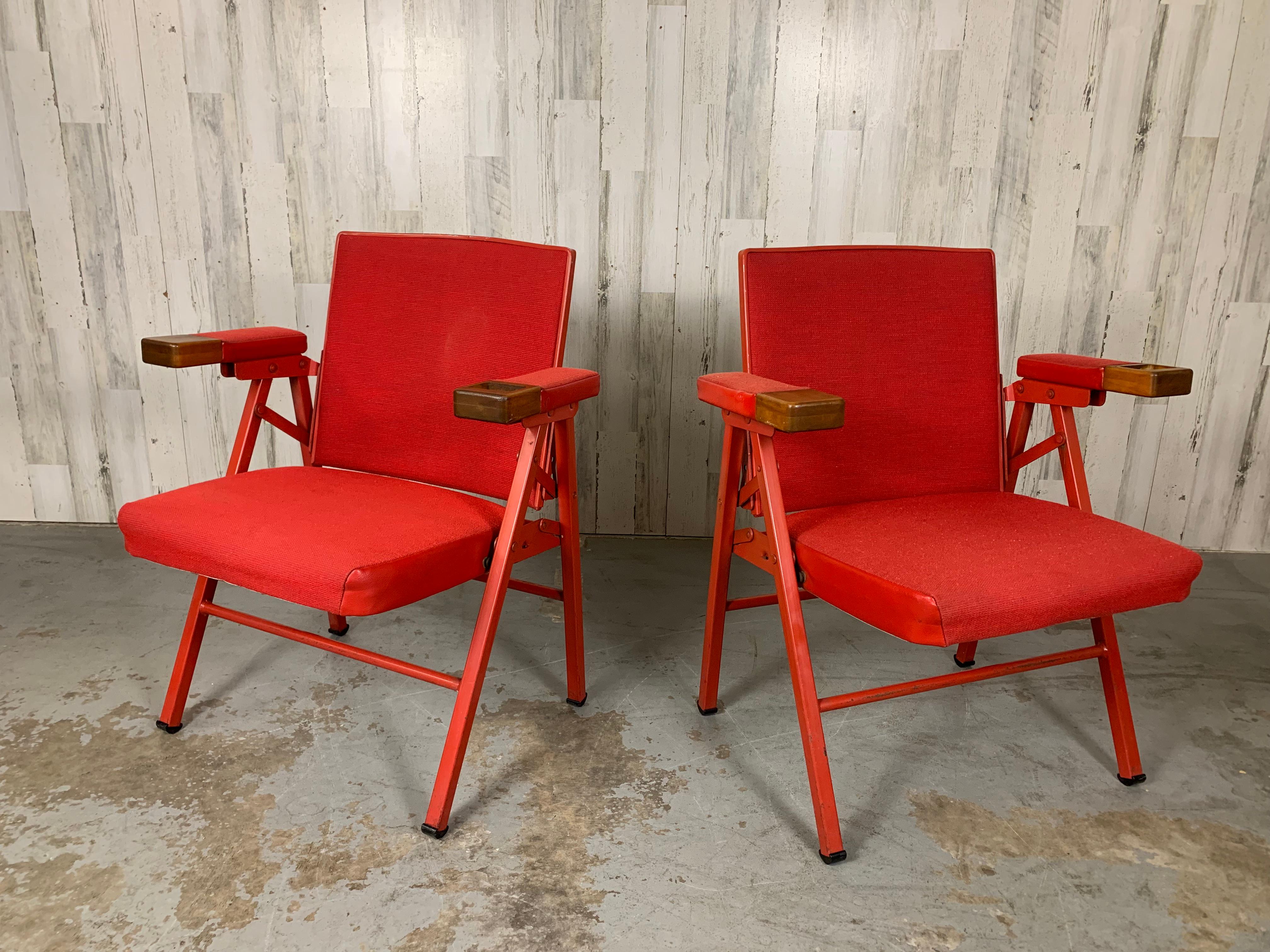 1960's Compass Leg Theater Chairs by American Seating For Sale 1