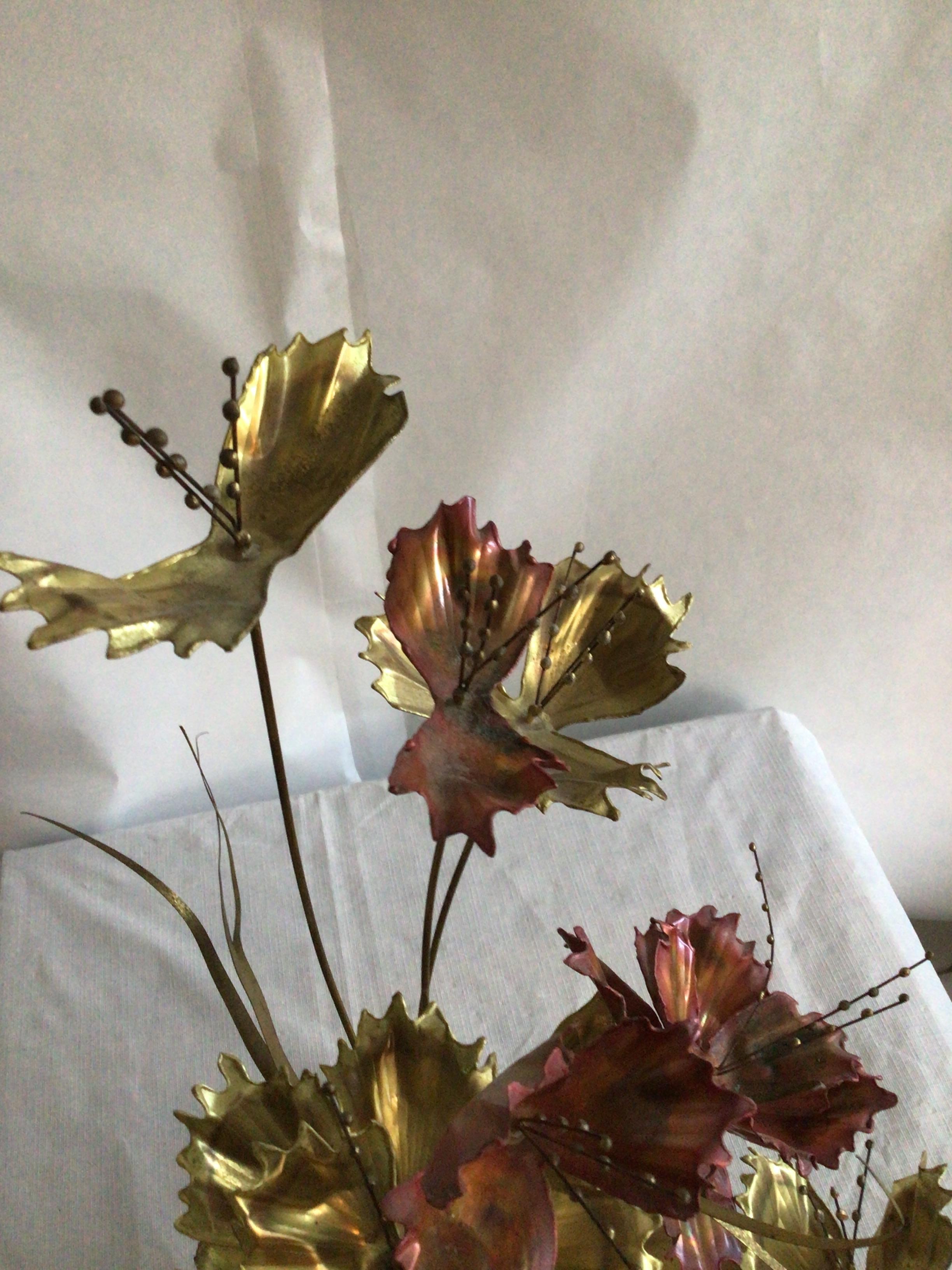 1960s Copper And Brass Brutalist Floral Table Sculpture On Marble Base For Sale 2