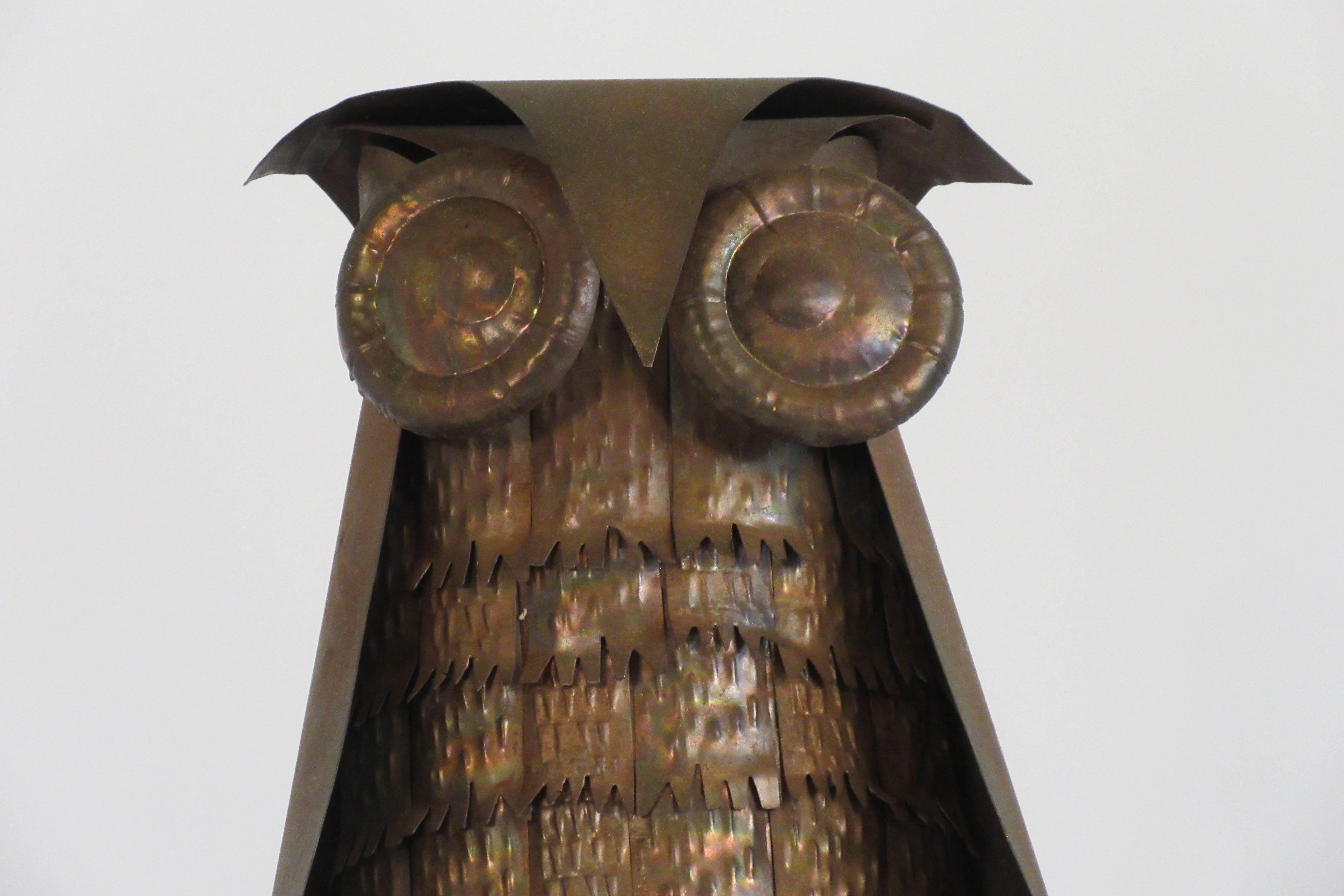1960s Copper Owl Sculpture In Distressed Condition In Tarrytown, NY