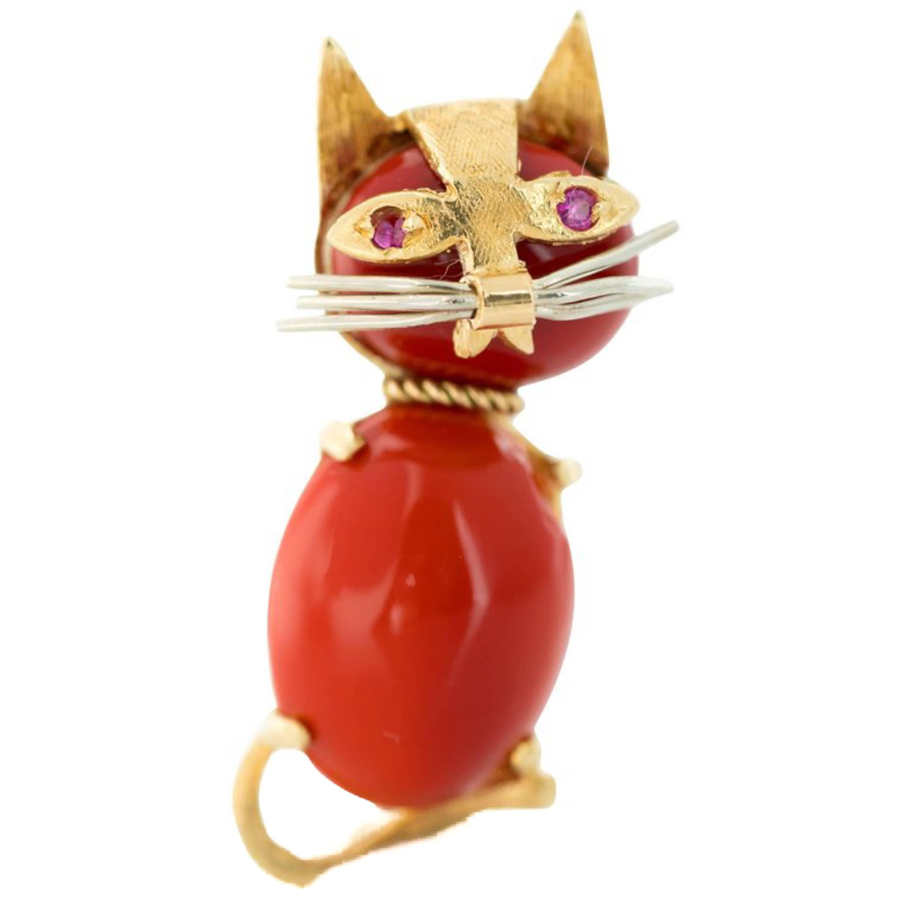1960s Coral and Ruby 18 Karat Gold Cat Brooch 2