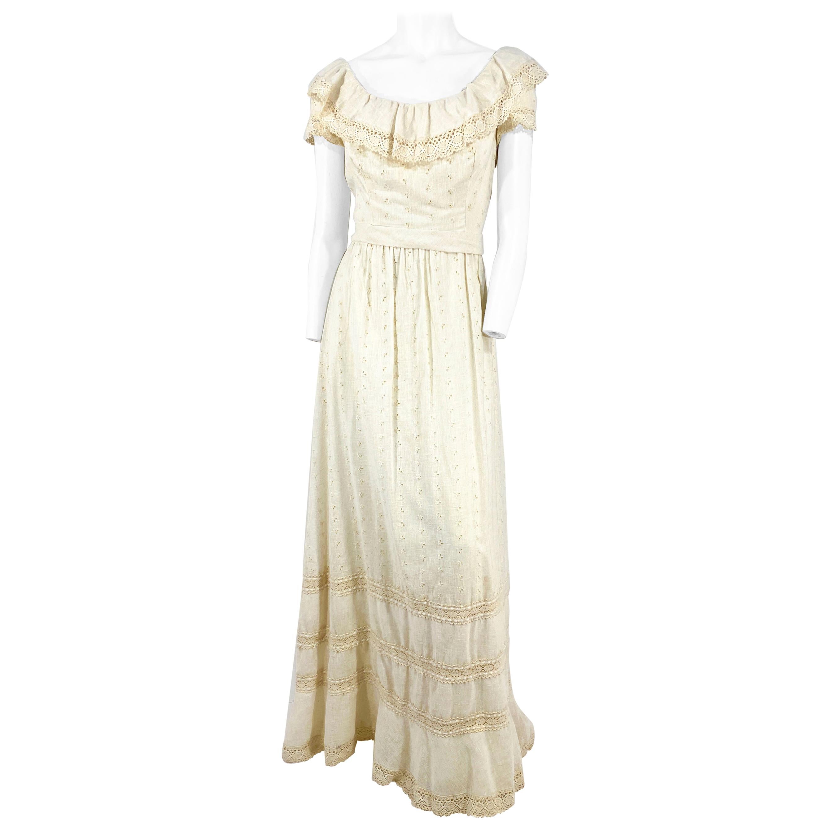Kleid aus Baumwolle in voller Länge aus den 1960er Jahren mit Häkelbesatz
