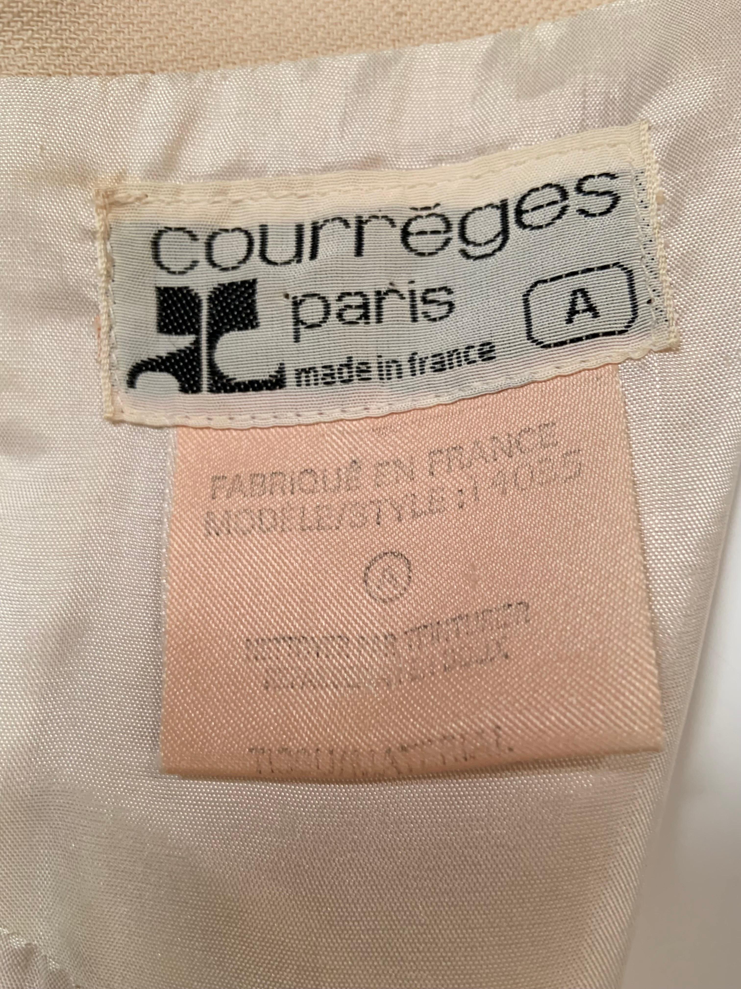 1960's Courreges Winter White Wool Dress with Black Pocket Trim For Sale 2