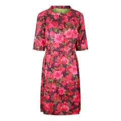 Traje de vestir de raso floral de alta costura de los años 60