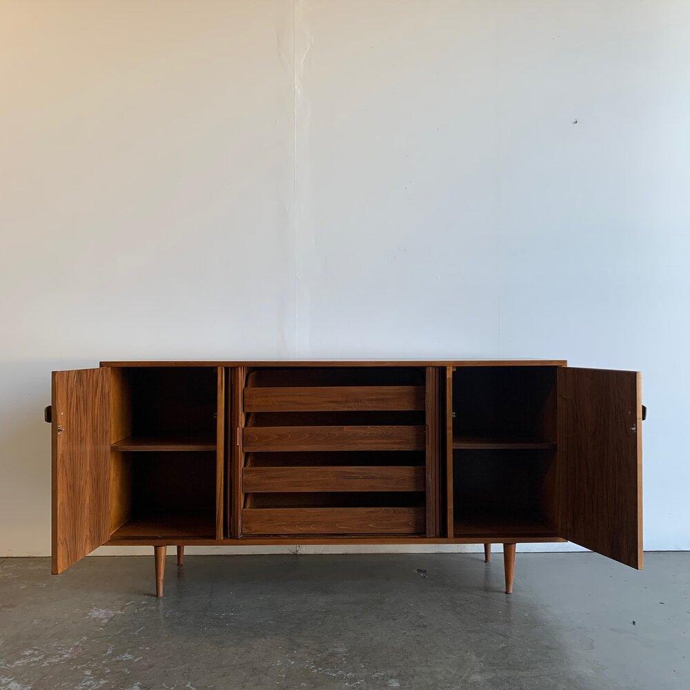 1960s Credenza by Glenn of Ca With Pepe Mendoza Style Hardware In Excellent Condition In Los Angeles, CA
