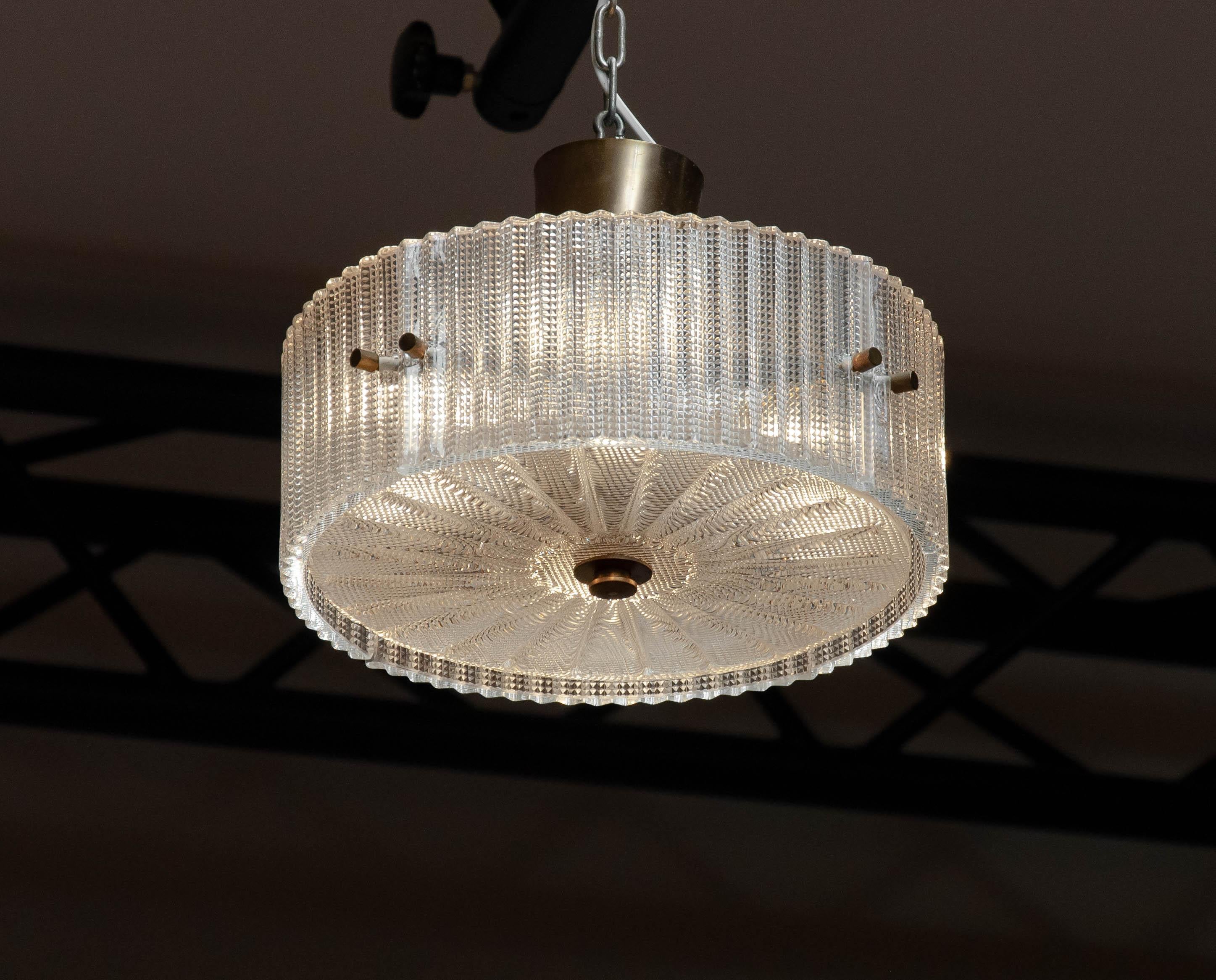1960s Crystal And Brass Ceiling Lamp / Flush Mount Designed By Carl Fagerlund  In Good Condition For Sale In Silvolde, Gelderland