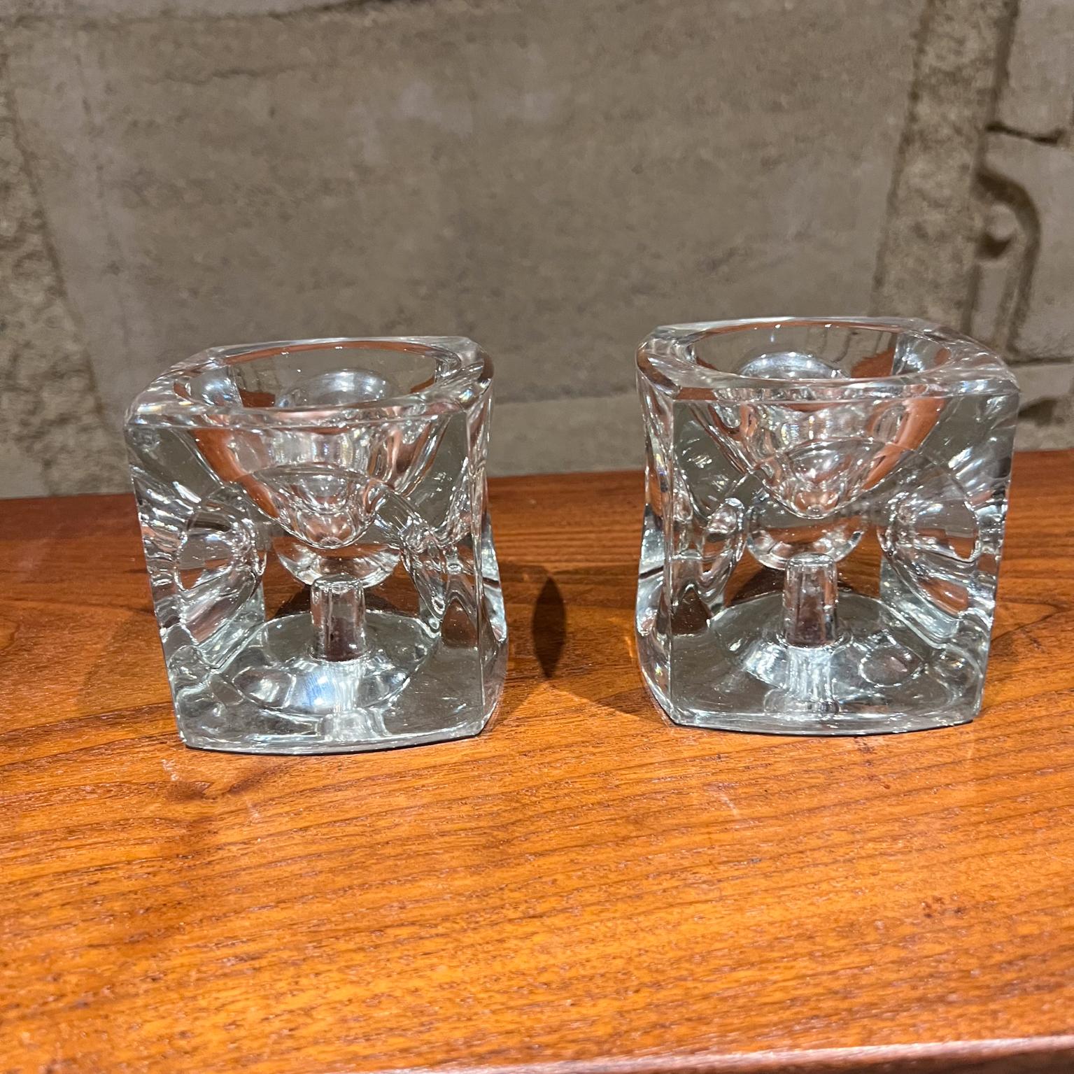 
MCM Pair Crystal Glass Cube Candle Holders
3.75 x 3.75 x 3.75 candle .75
Preowned original vintage condition
See all images provided.