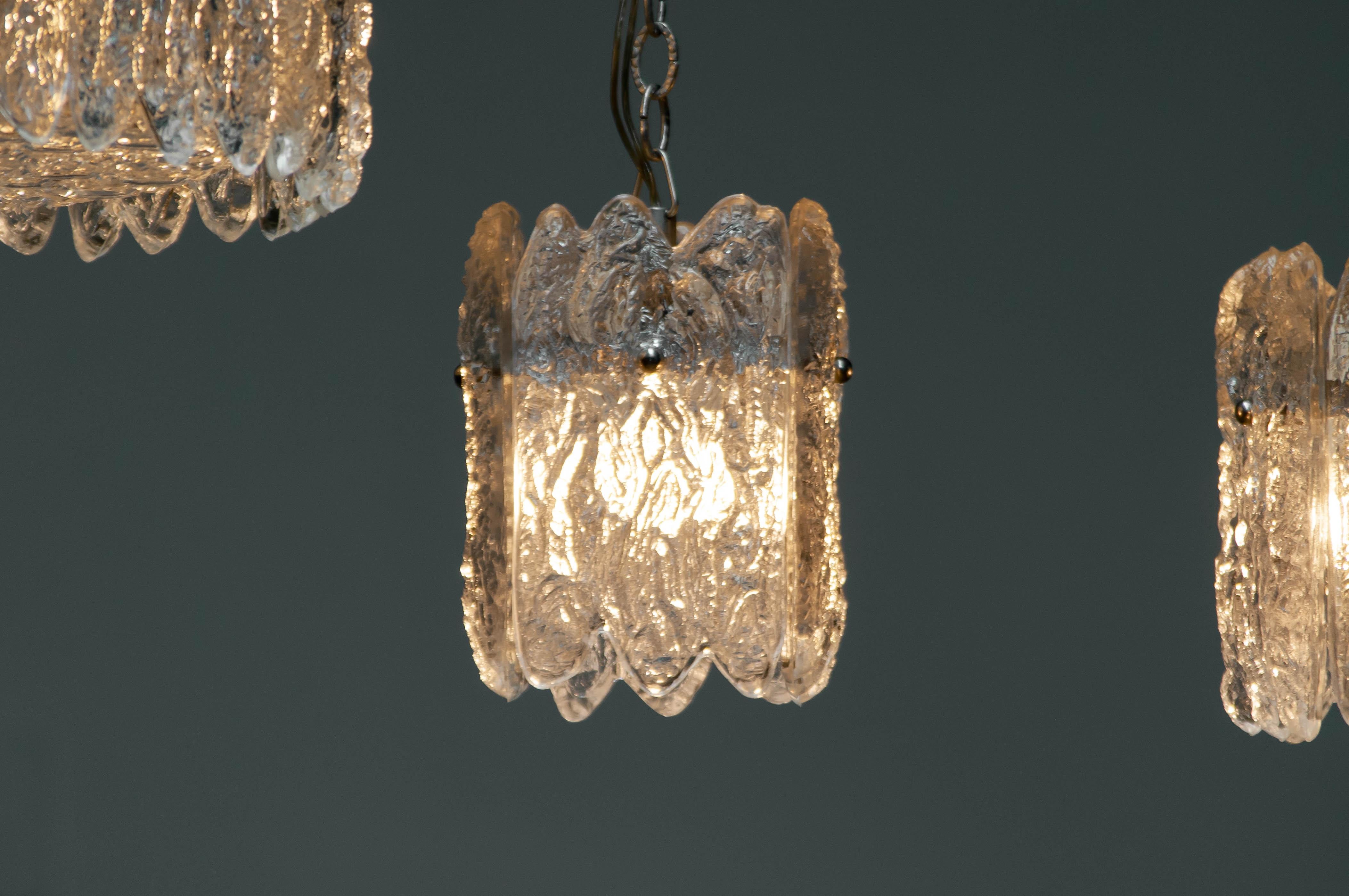 1960s, Crystal Pendant With Matching Pair Window Or Bar Lights By Carl Fagerlund In Good Condition For Sale In Silvolde, Gelderland