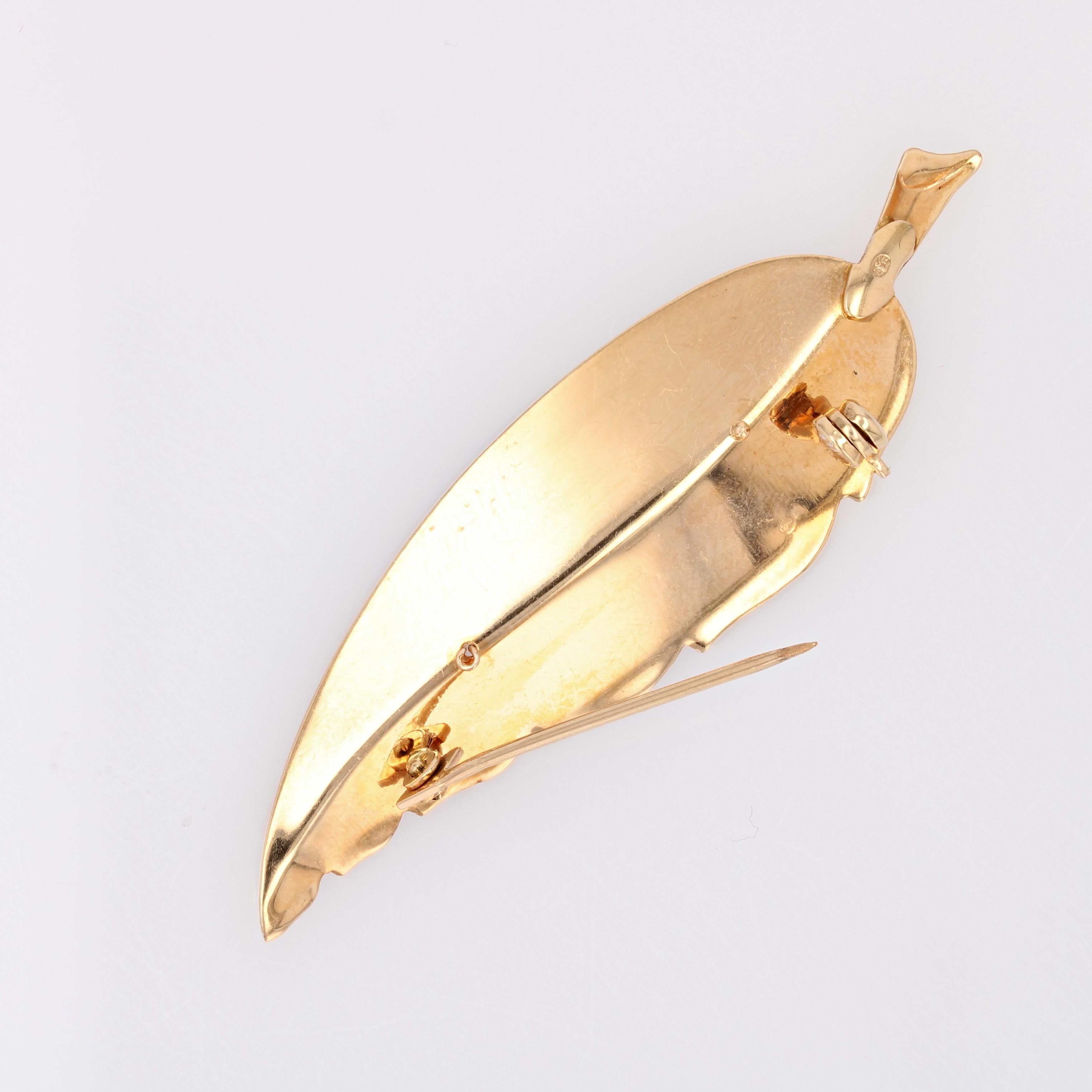 1960s Cultured Pearl 18 Karat Yellow Gold Feather Brooch 3