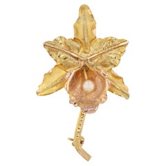 1960s Cultured Pearl 18 Karat Yellow Rose Textured Gold Lily Flower Brooch