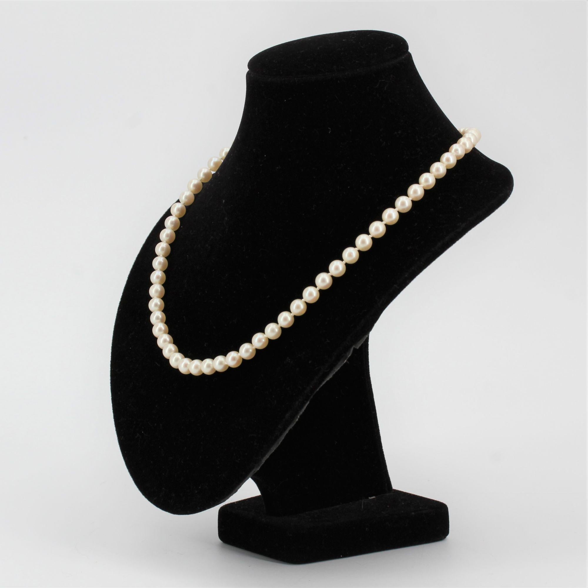 Retro 1960s Cultured Pearl Diamonds Ruby Clasp Choker Necklace For Sale