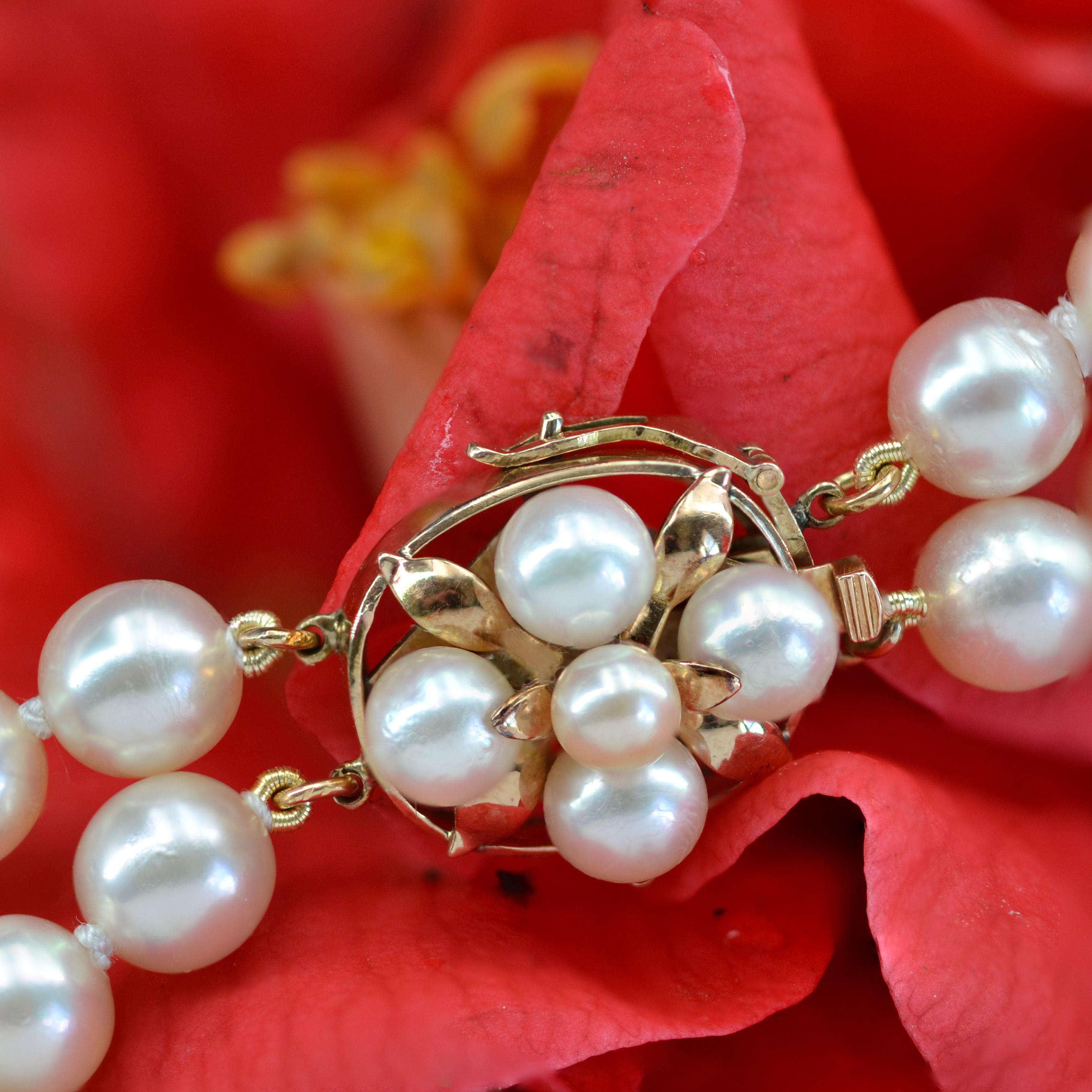 Collier à double rangée de perles de culture en or jaune des années 1960 en vente 6