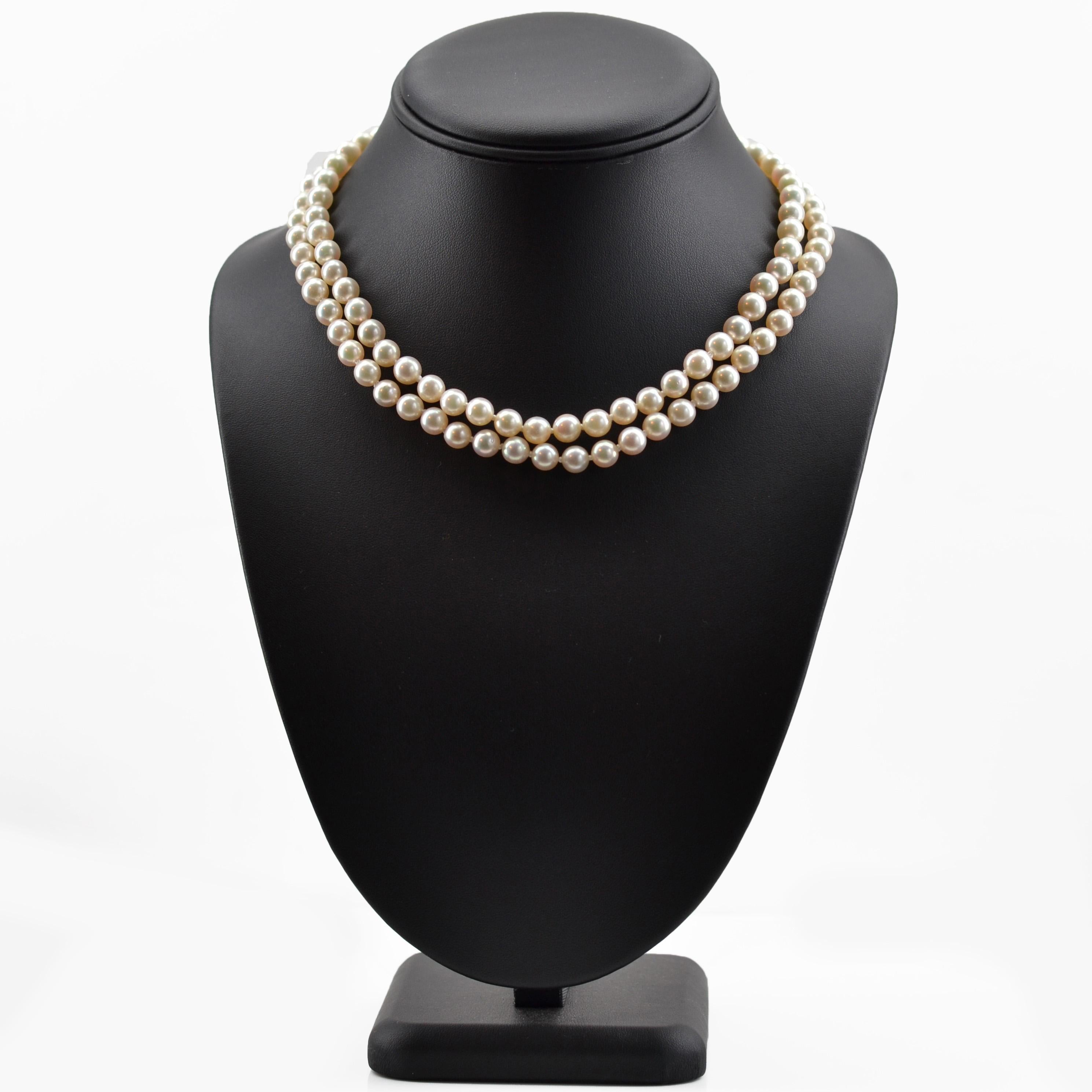 Collier à double rangée de perles de culture en or jaune des années 1960 en vente 1