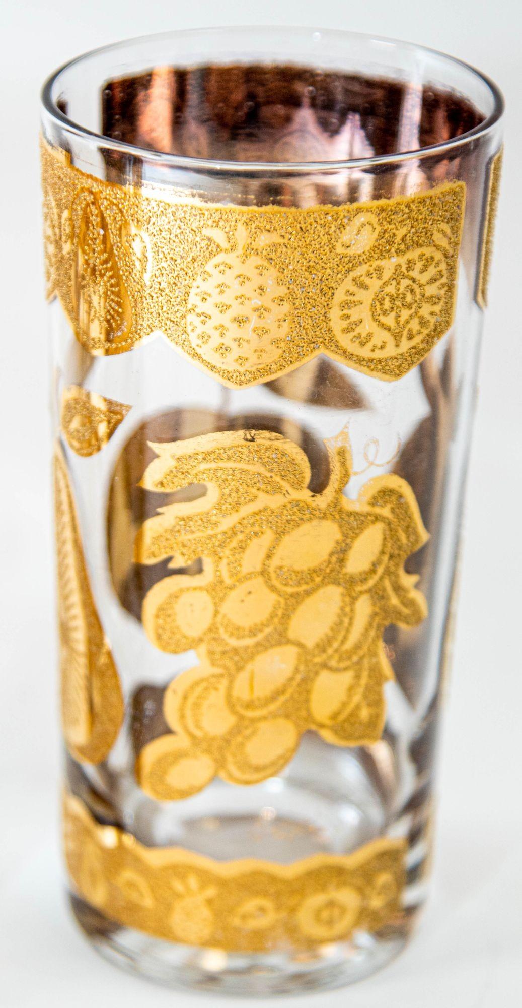 1960s Culver Cocktail Glasses with 22-Karat Gold Florentine Pattern Set of Four For Sale 2