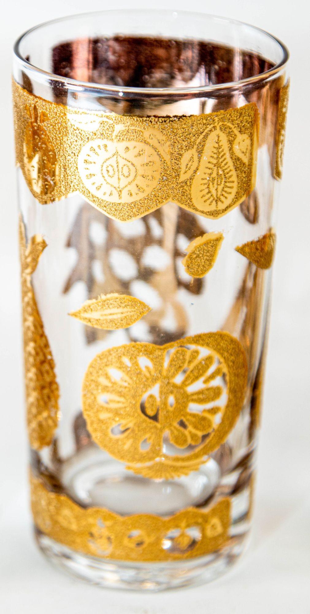 1960s Culver Cocktail Glasses with 22-Karat Gold Florentine Pattern Set of Four For Sale 1
