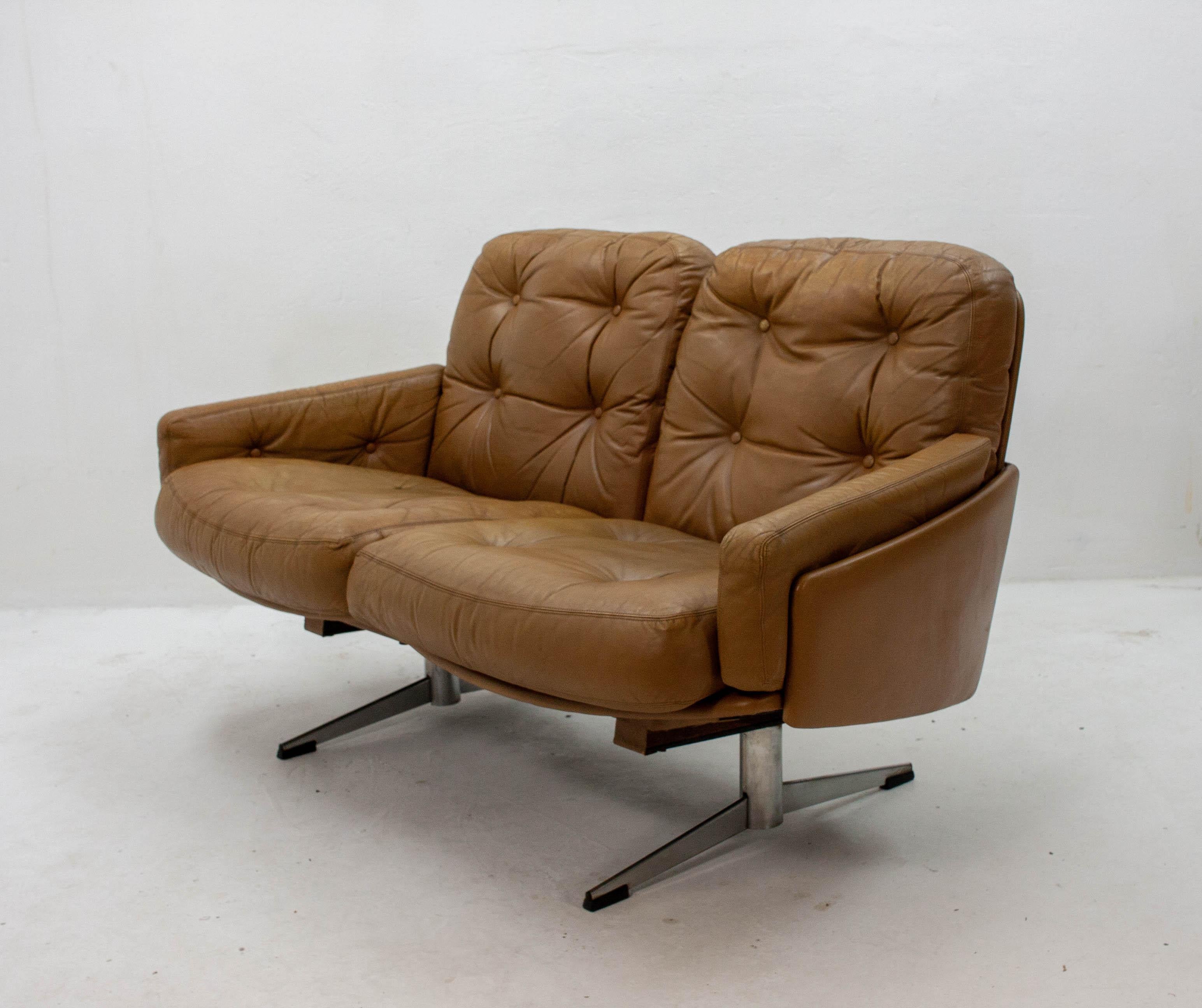 Mid-20th Century 1960s Curved Leather Loveseat