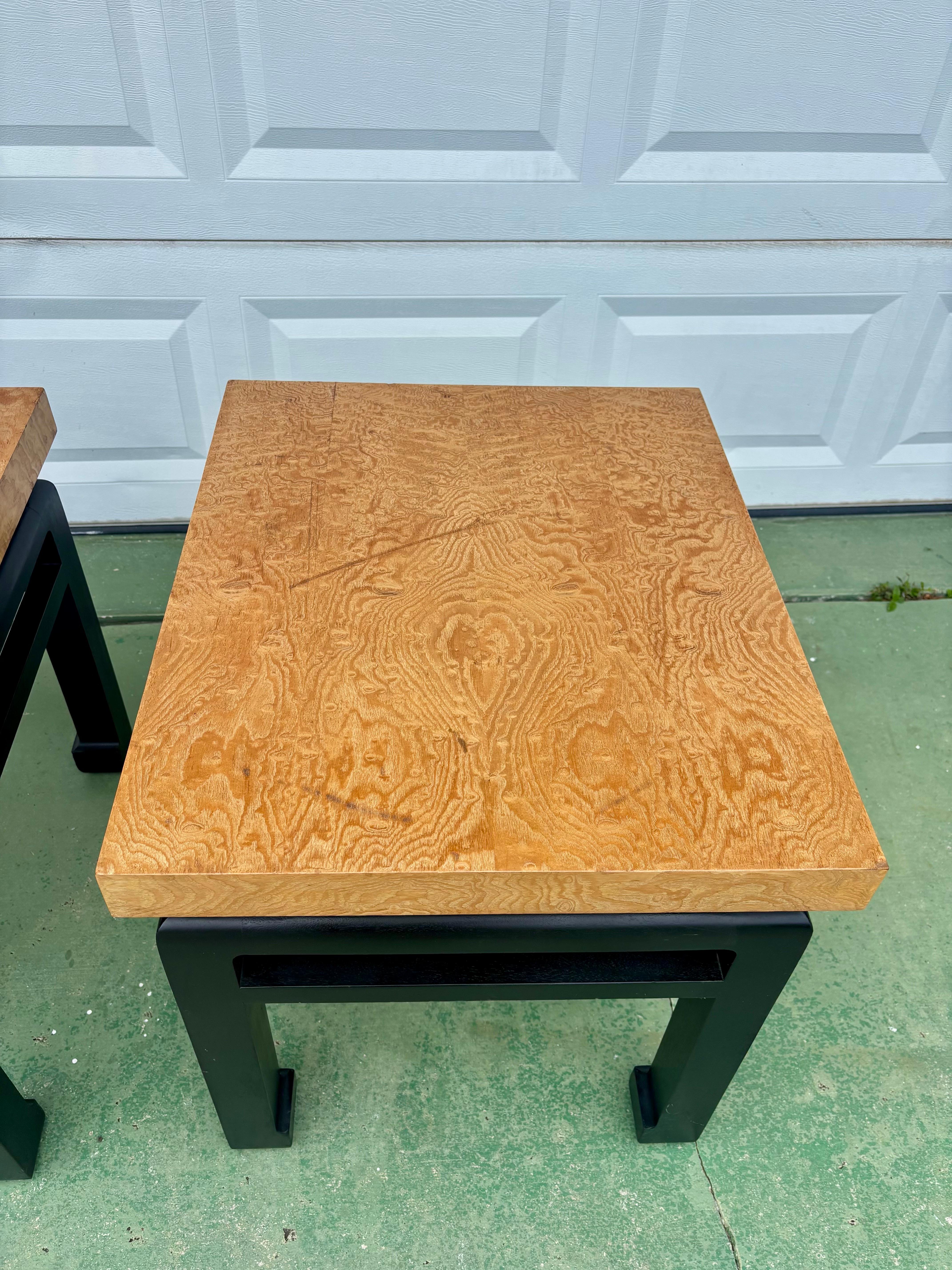 1960s Custom Burl Oak Ming Style End Tables In Good Condition For Sale In Boynton Beach, FL