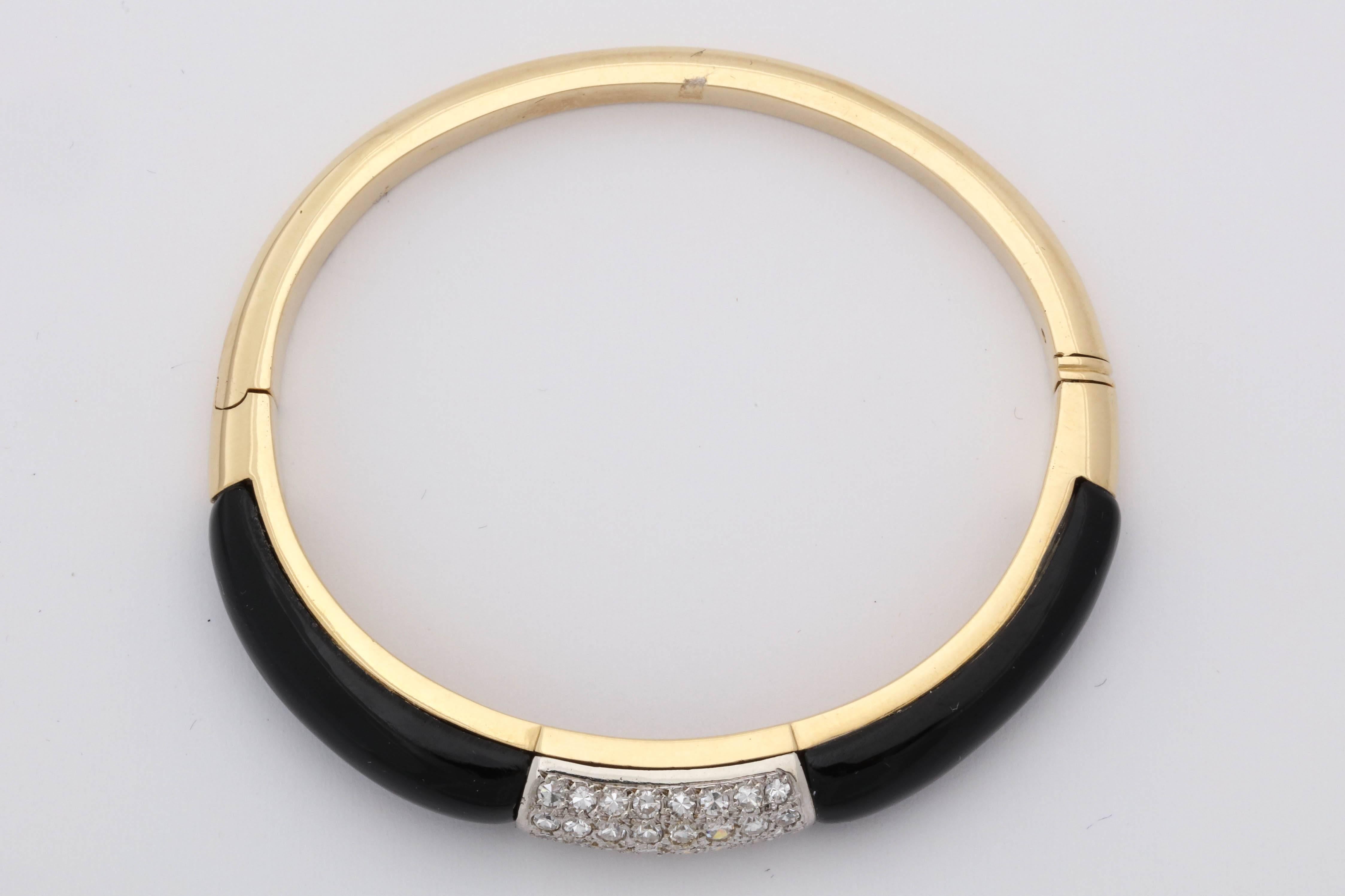 1960s Custom Cut Onyx with Five-Row Diamond Gold Bangle Bracelet In Good Condition In New York, NY