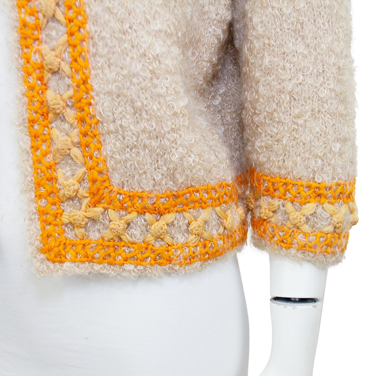 1960er Jahre Custom Knit Mohair und bestickte 3/4-Ärmel Bolero/Cardigan Damen im Angebot